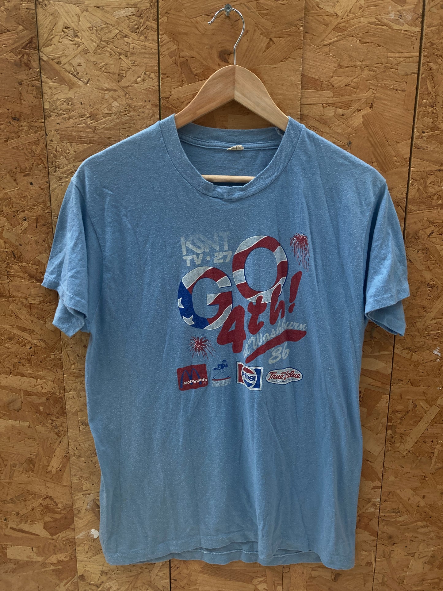 Vintage 80s souvenir independence day blue single stitch Pepsi t-shirt size XL