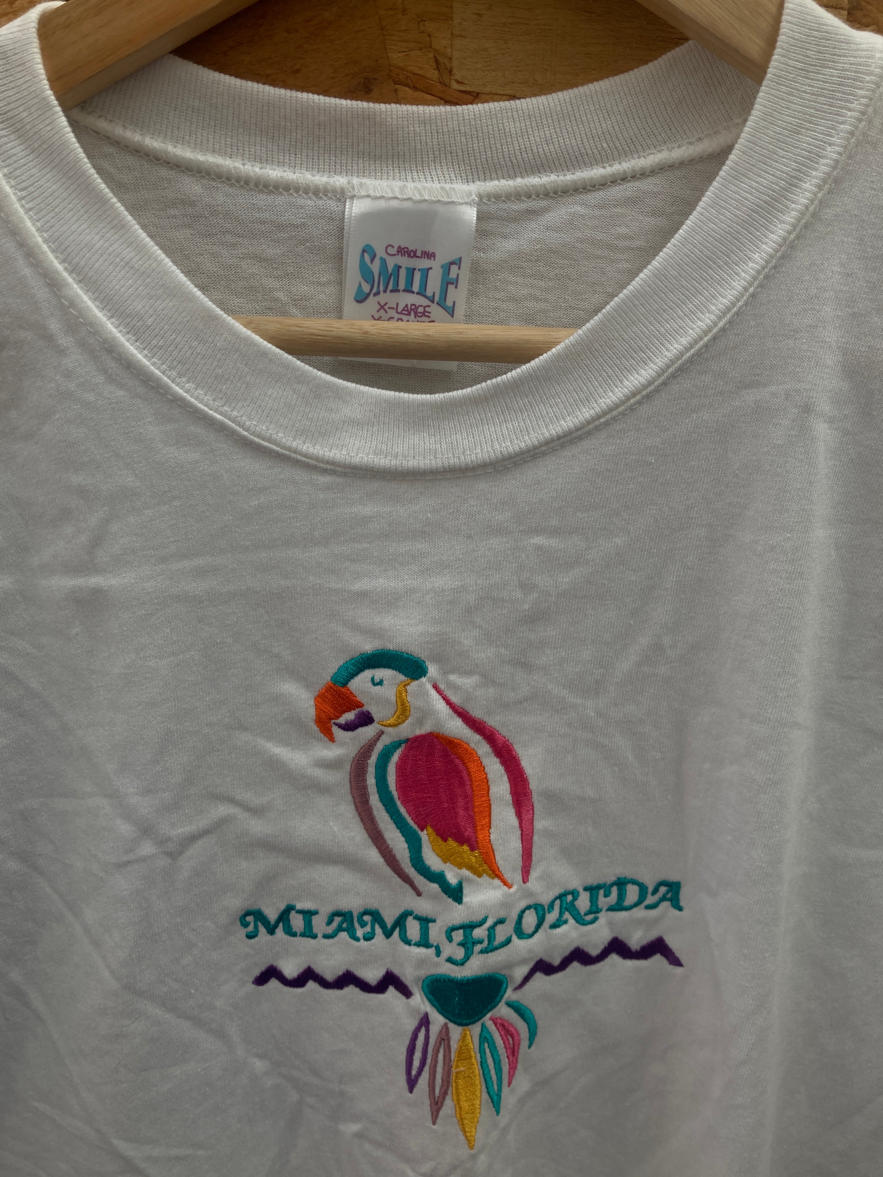 Vintage 90s Miami Florida embroidered parrot single stitch white t-shirt size XL
