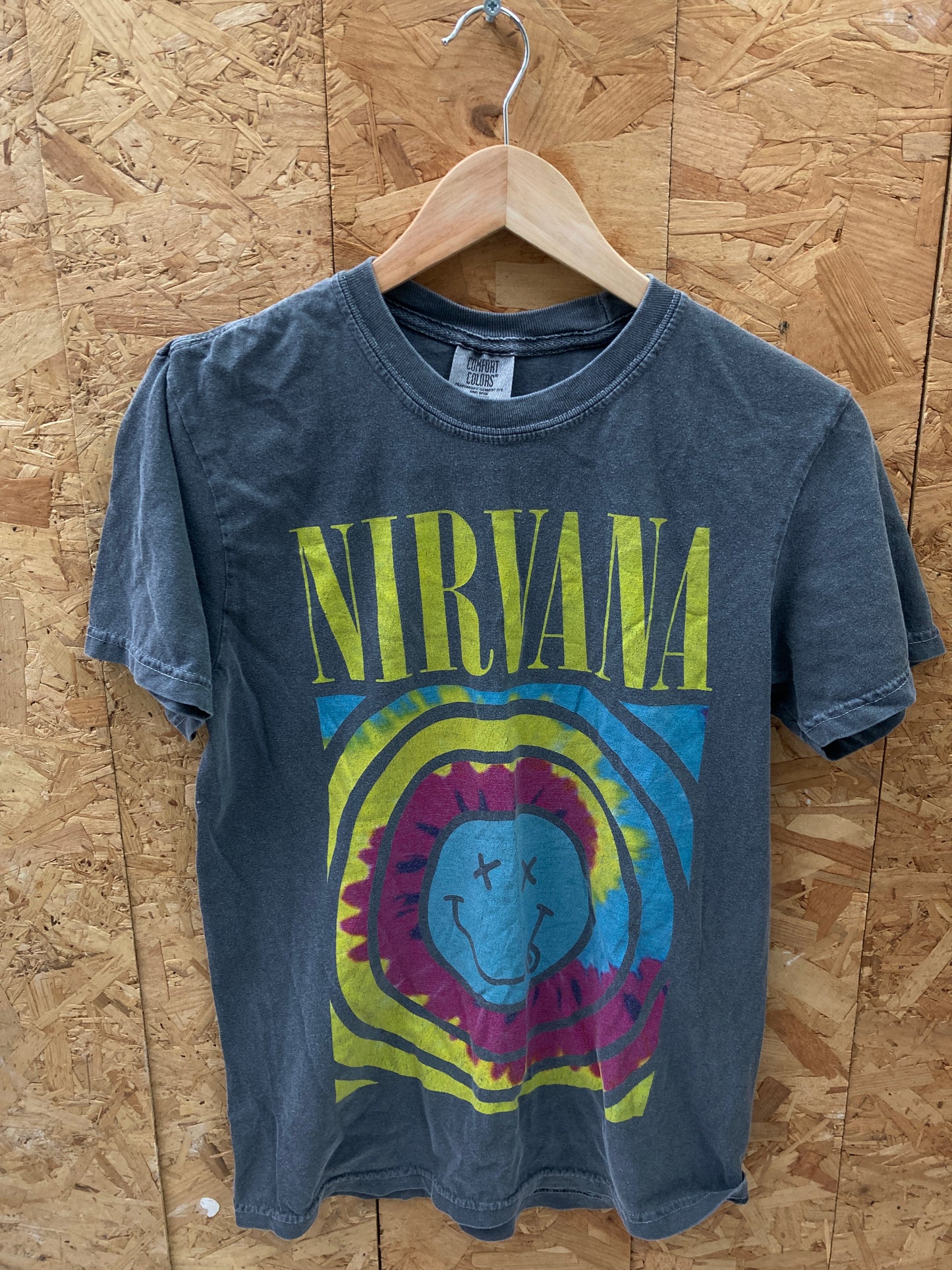 Vintage Y2K Nirvana smiley face grey faded grungy t-shirt size small