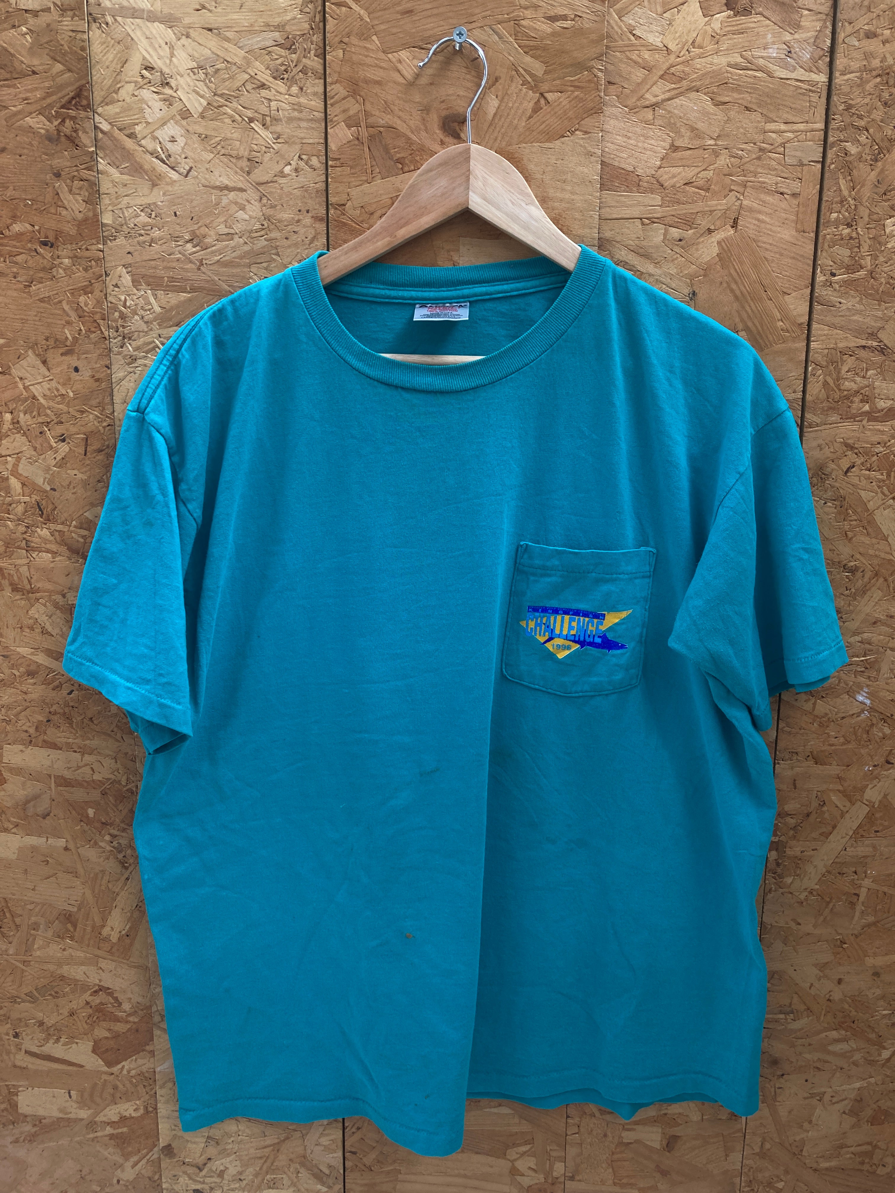 Vintage 96 Kingfish Challenge thrashed fishing single stitch t-shirt size large