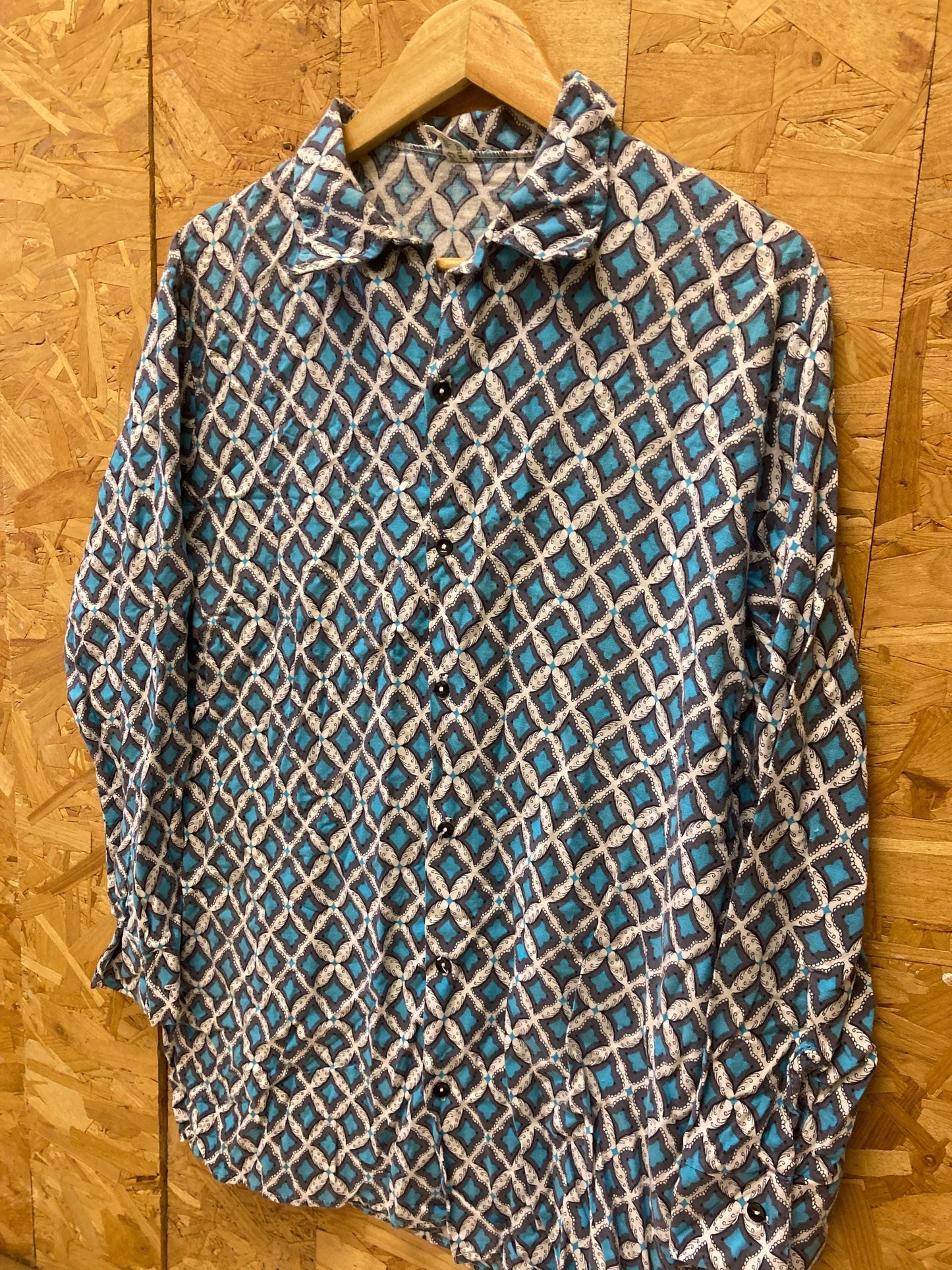 Vintage 70s blue white geometric rope paisley pattern pointed collar retro disco shirt size 42 large