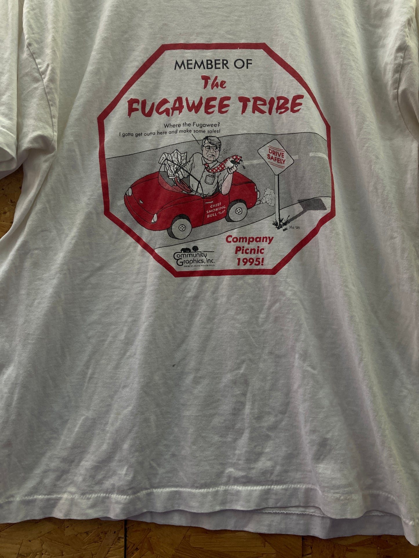 Vintage 90s Fugawee Tribe quirky company picnic single stitch t-shirt size large