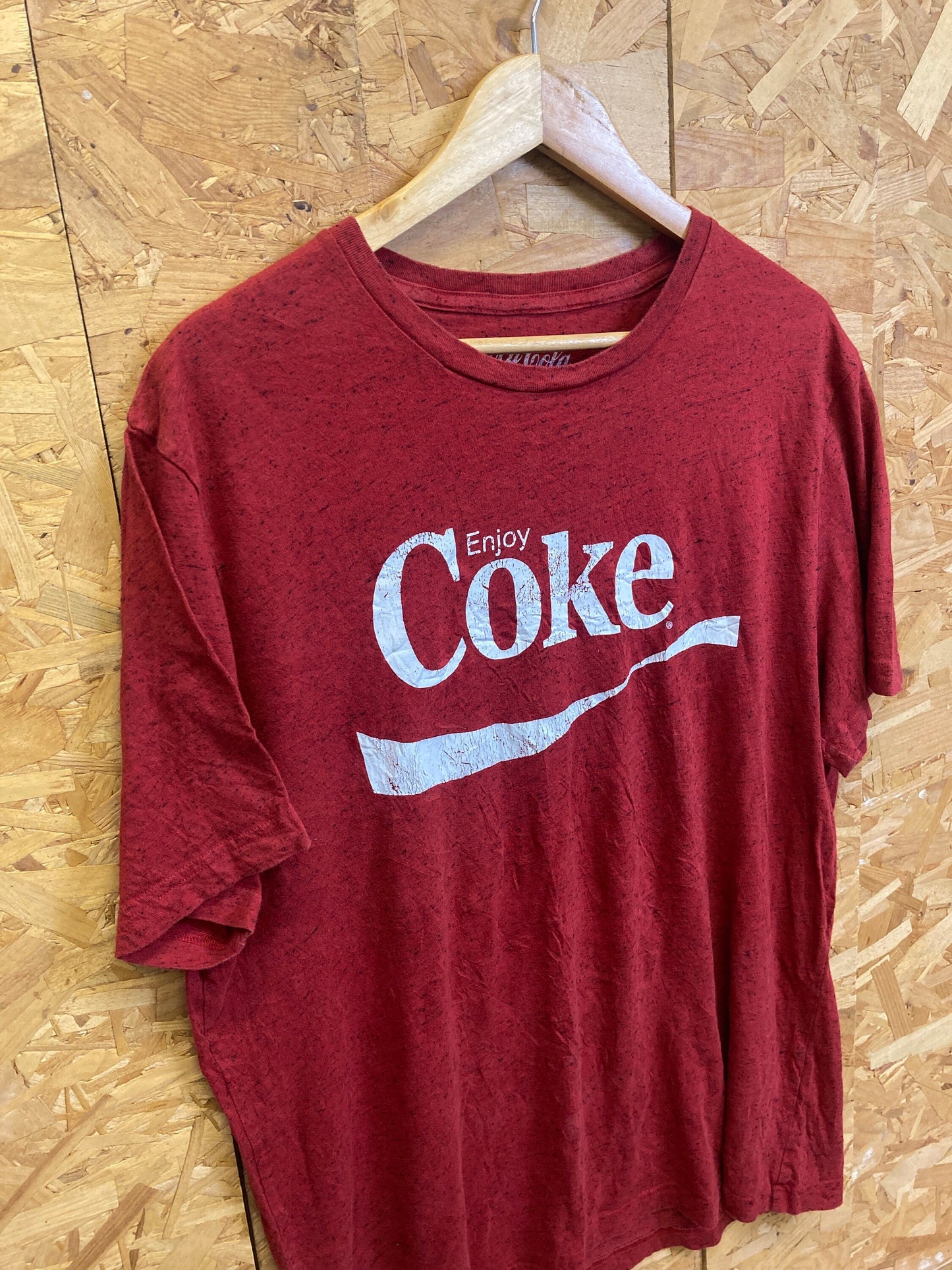 Vintage Y2K Coca-Cola Enjoy Coke USA red grained t shirt size XXL oversized