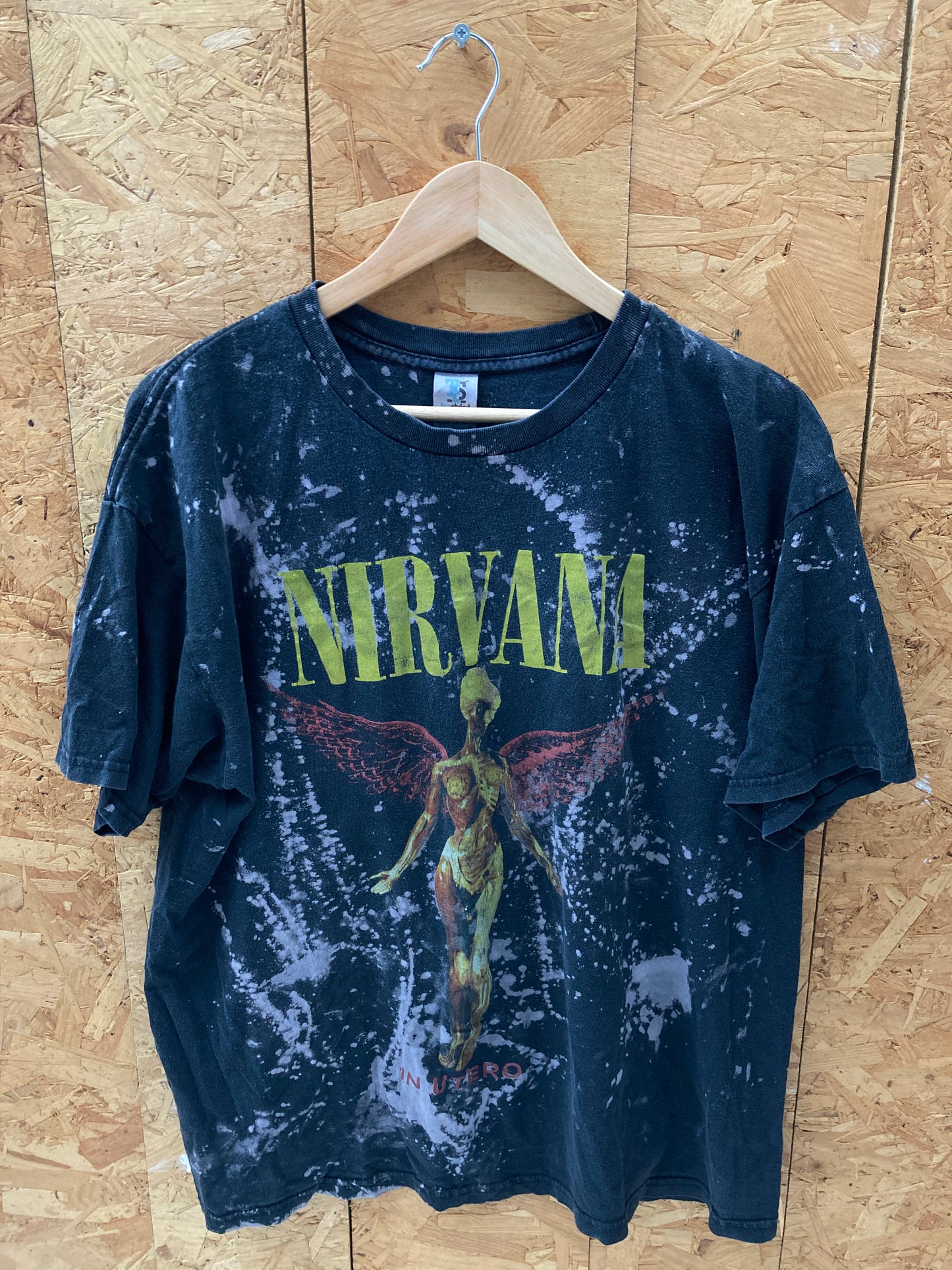 Vintage Nirvana In Utero faded black& grey all over acid wash t-shirt size XL