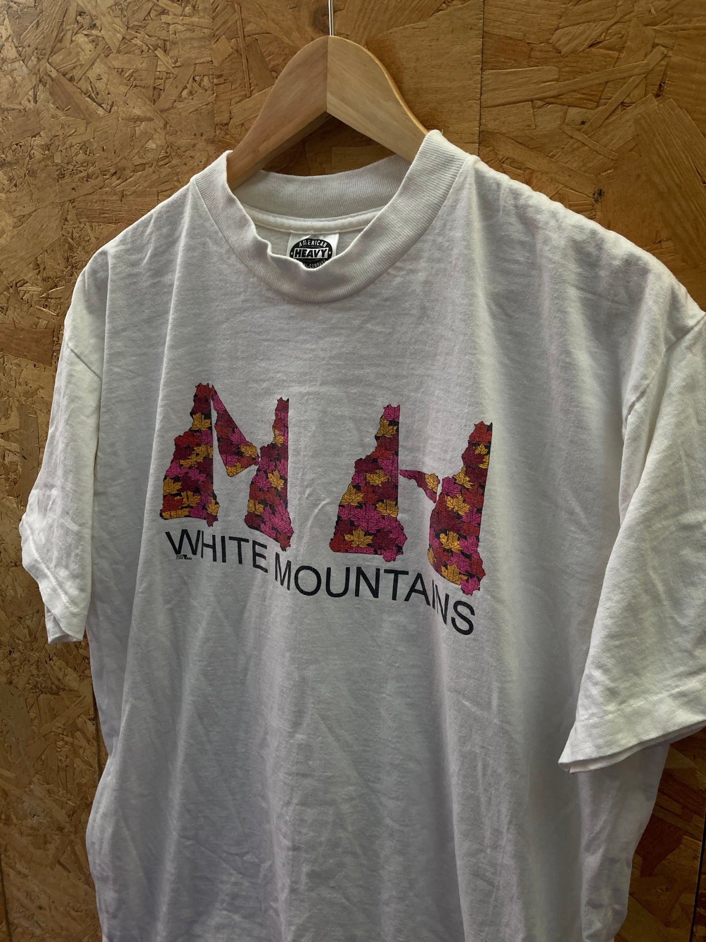 Vintage 90s New Hampshire White Mountains single stitch white t-shirt size XL