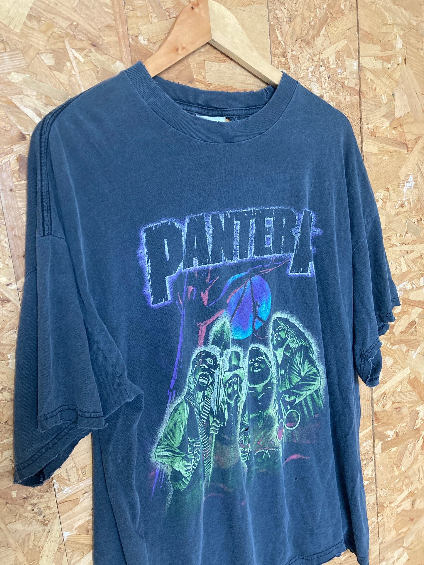 Vintage 90s thrashed Pantera double sided distressed band t shirt size XL