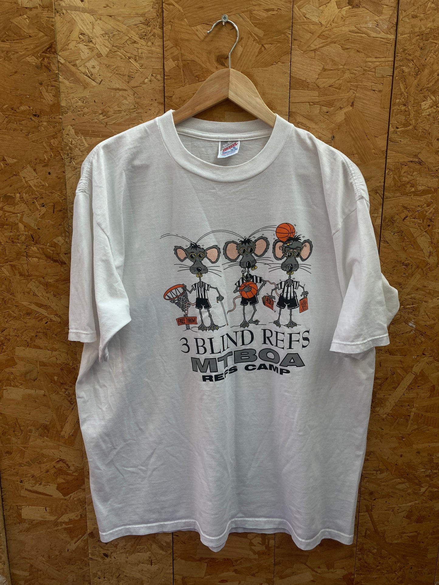 Vintage 90s 3 Blind Refs Mitboa souvenir white funny t-shirt size XL by Jerzees