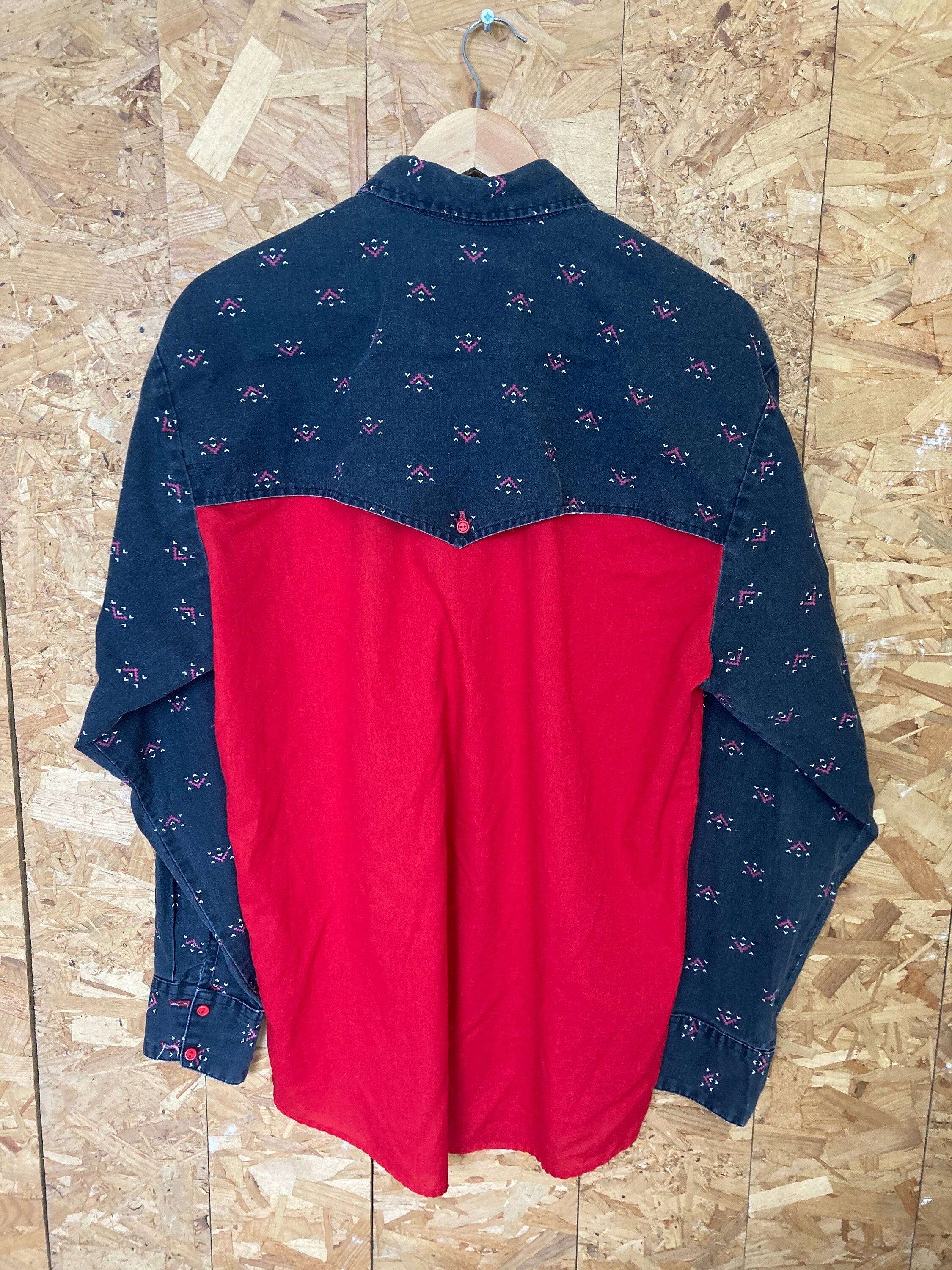 Vintage 80s USA block panel western cowboy shirt red black aztec pattern size medium by Steer West