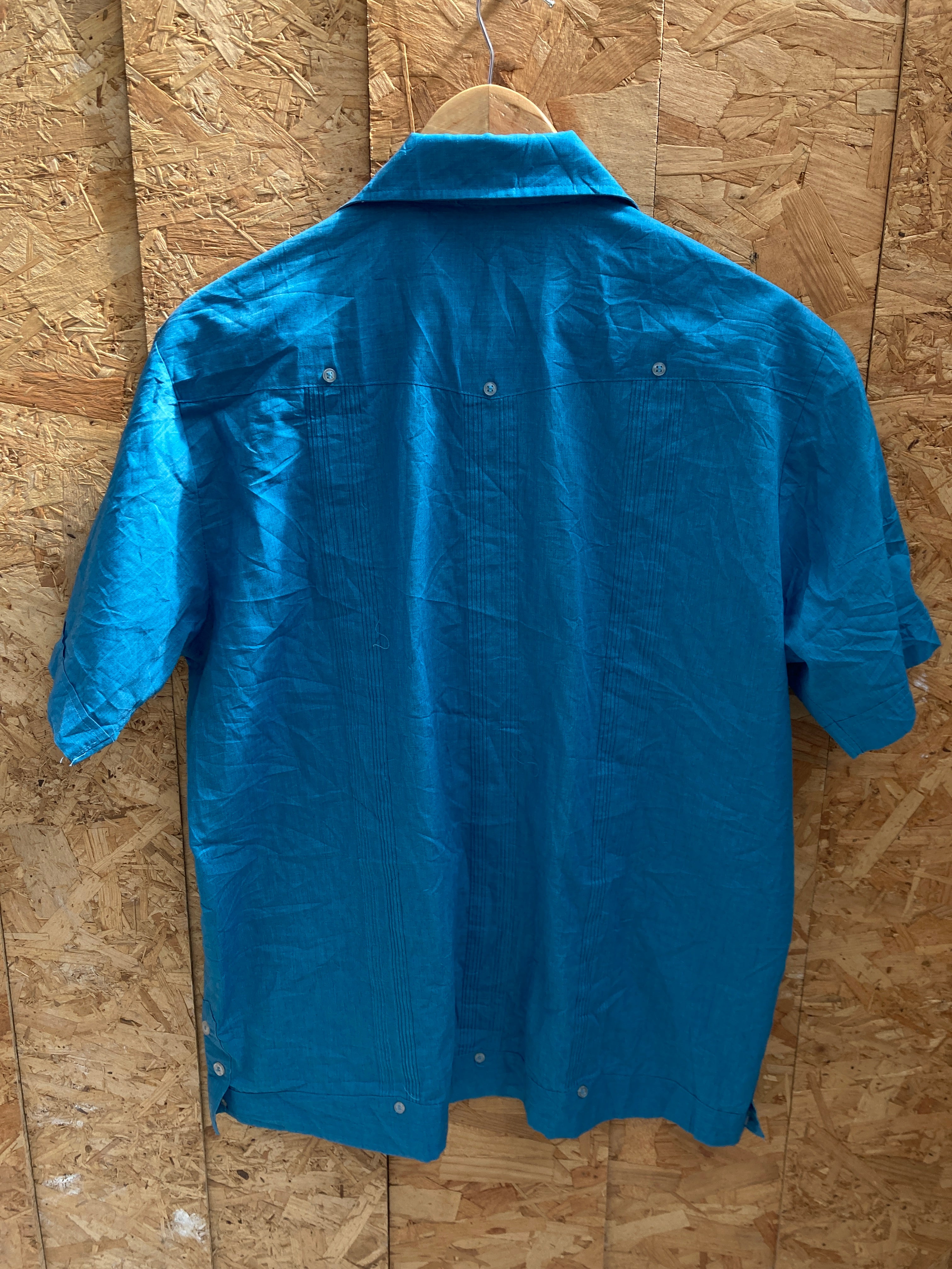 Vintage 90s turquoise Guayabera embroidered latino shirt size L by H.Patterson