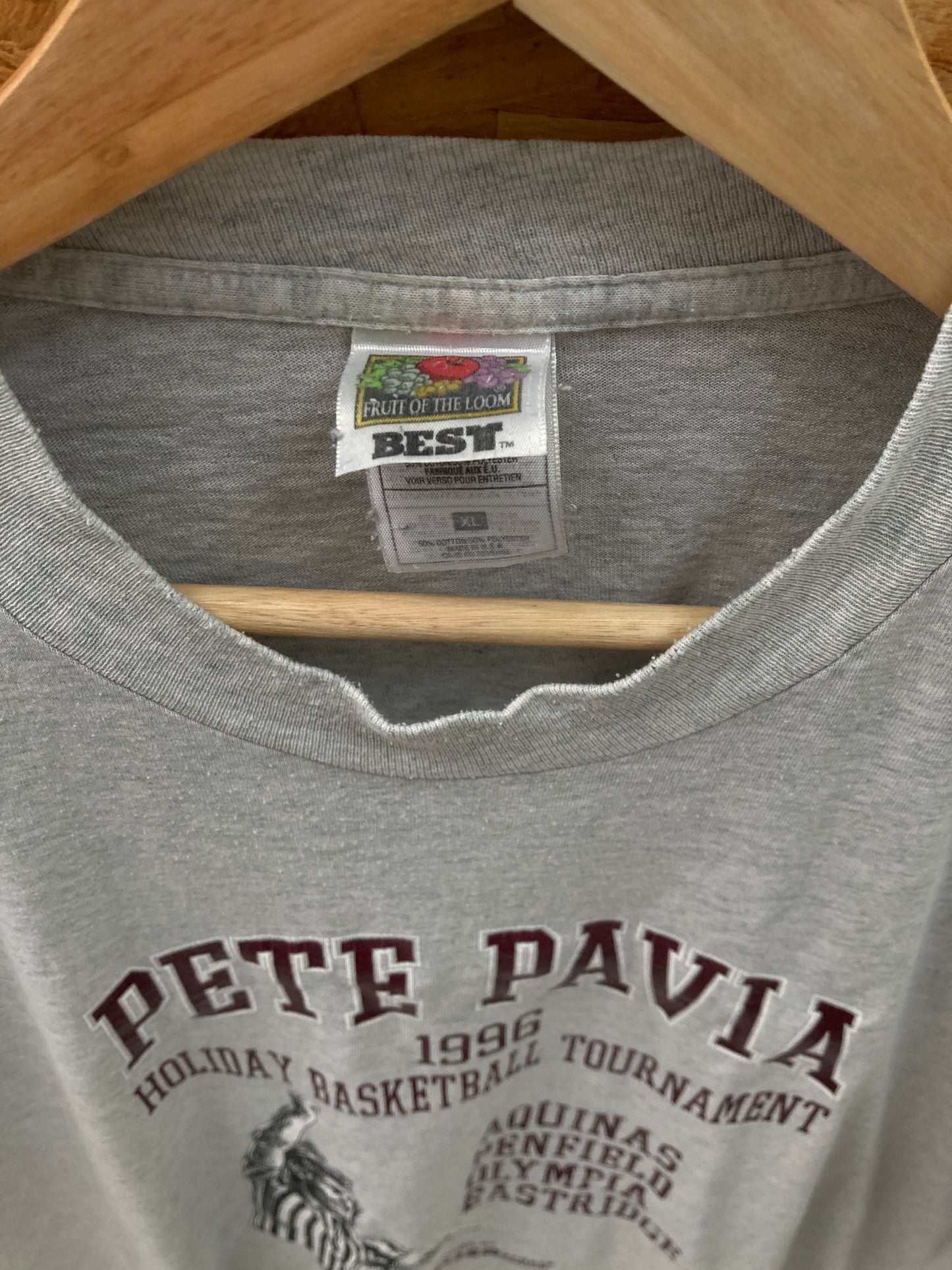 Vintage 90s Pete Pavia grey single stitch t-shirt size XL by Fruit of the loom