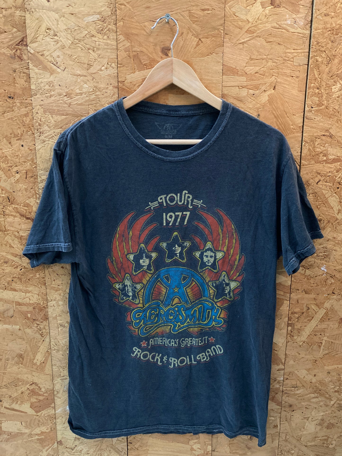 Aerosmith faded thrashed vintage t-shirt size medium