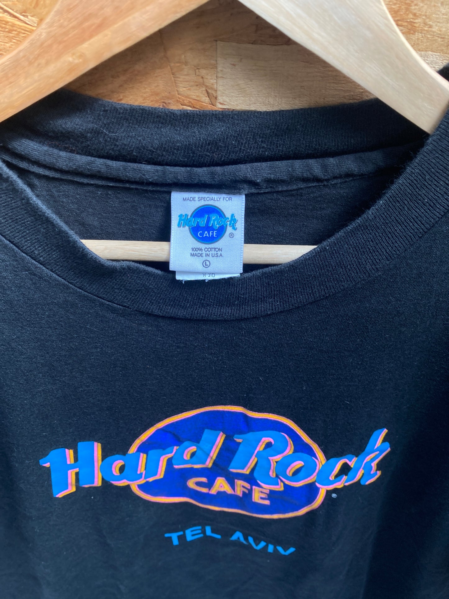 Vintage 90s Hard Rock Cafe Tel Aviv single stitch black t-shirt size large