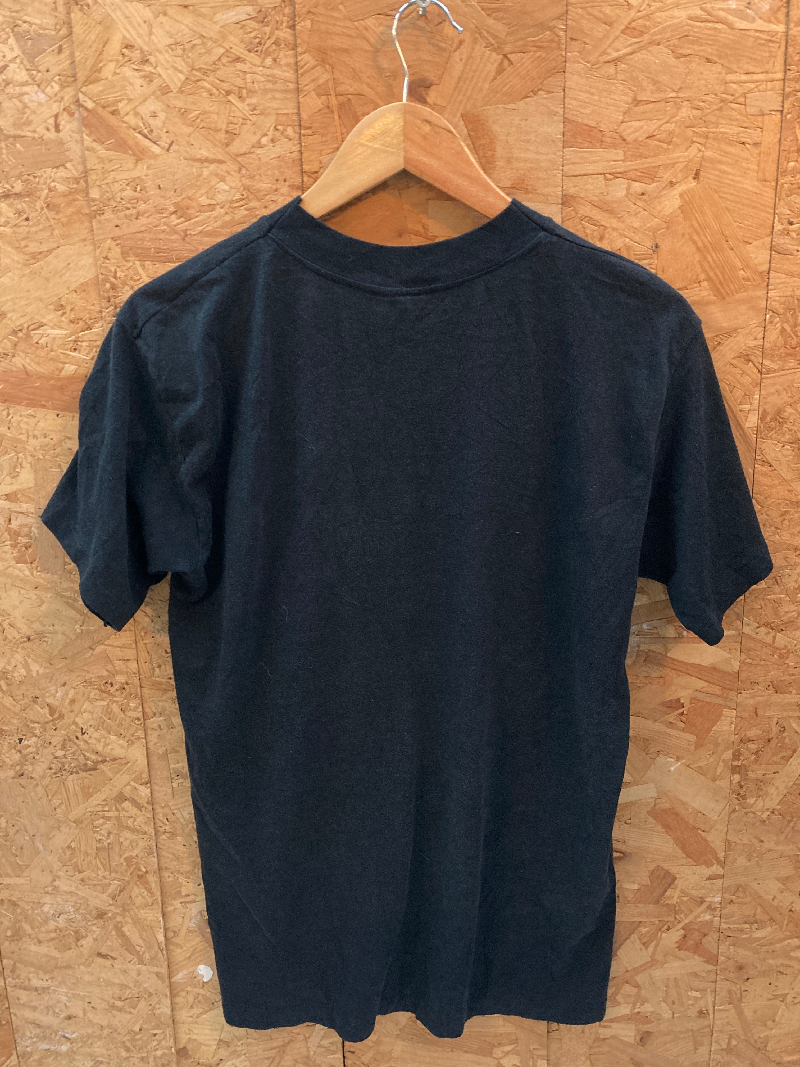 Vintage 90 whales by Garth Buzzard single stitch black t-shirt size medium