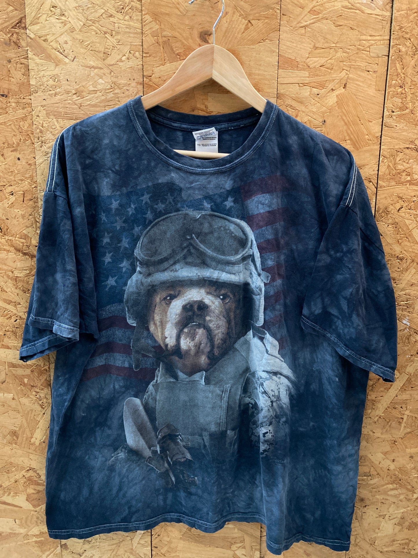 Vintage Y2K navy blue tie dye War Dog soldier souvenir t-shirt size XL by Gildan