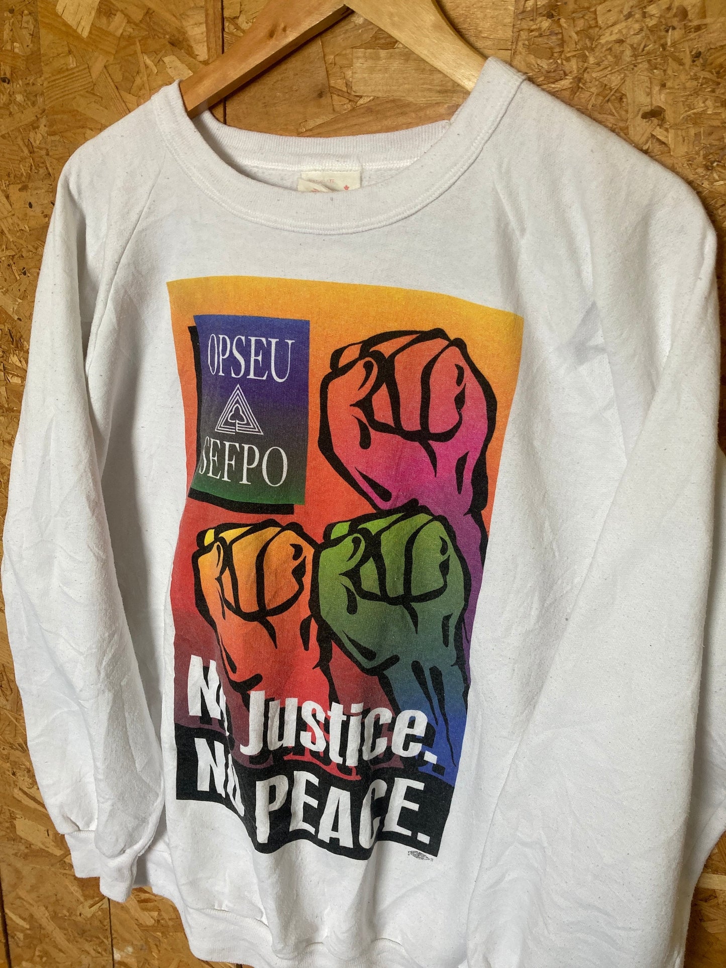 Vintage 96 Opseu ‘No justice No peace’ white crew neck sweater size extra large