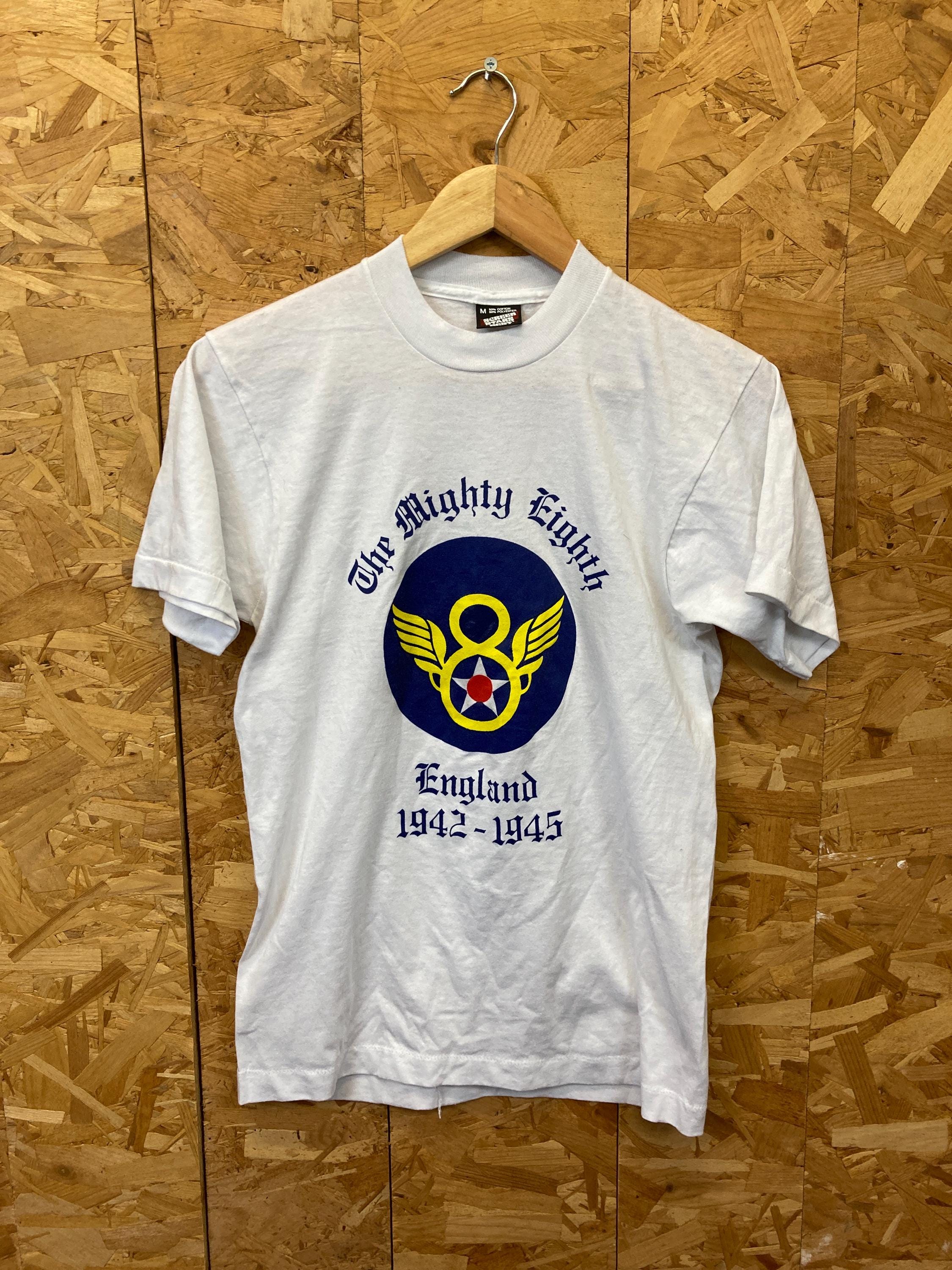 Vintage 80s The Mighty Eighth airforce England 1942-1945 USAF souvenir memorial single stitch white
