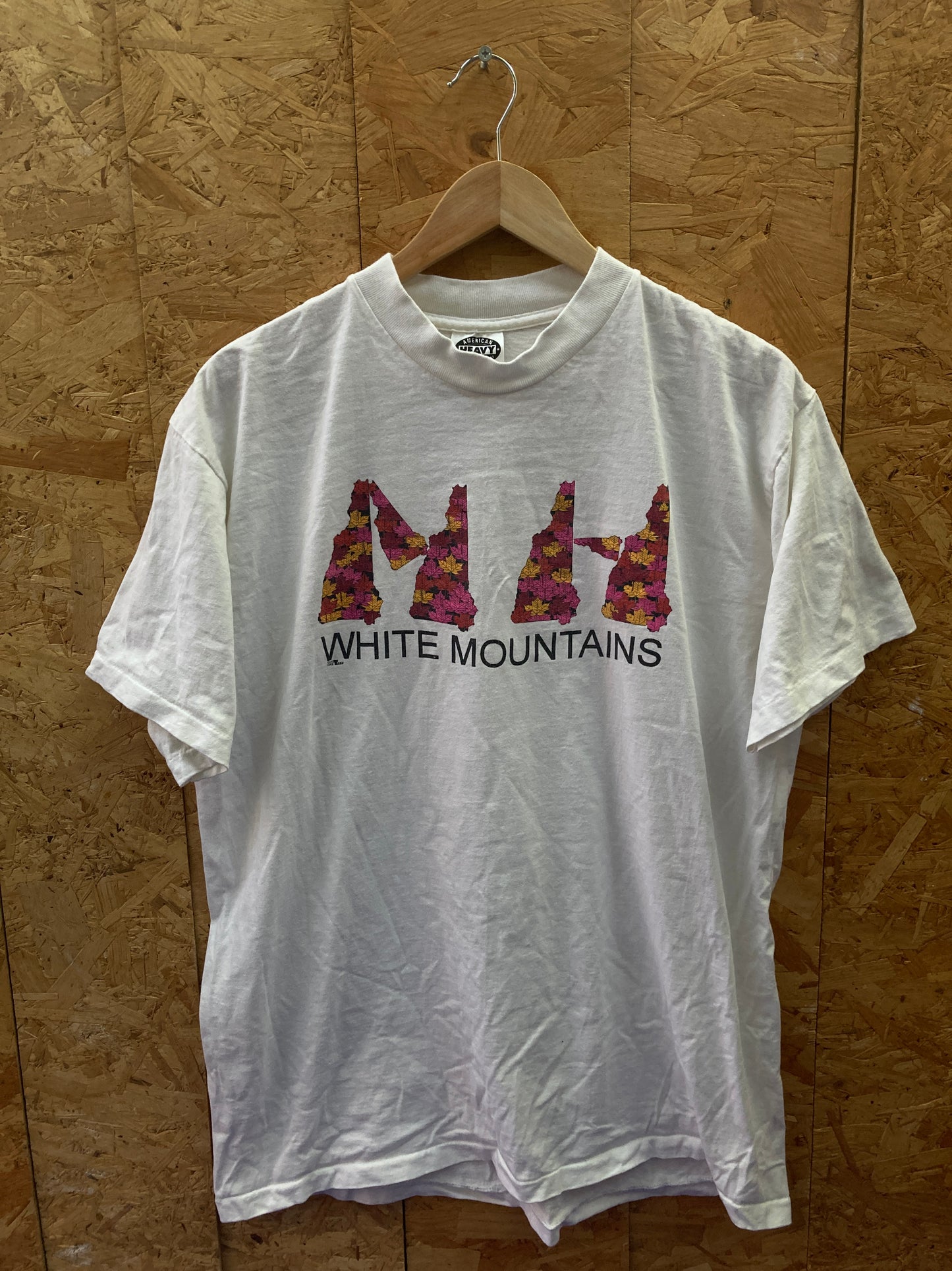 Vintage 90s New Hampshire White Mountains single stitch white t-shirt size XL