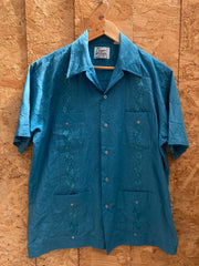 Vintage 90s turquoise Guayabera embroidered latino shirt size L by H.Patterson