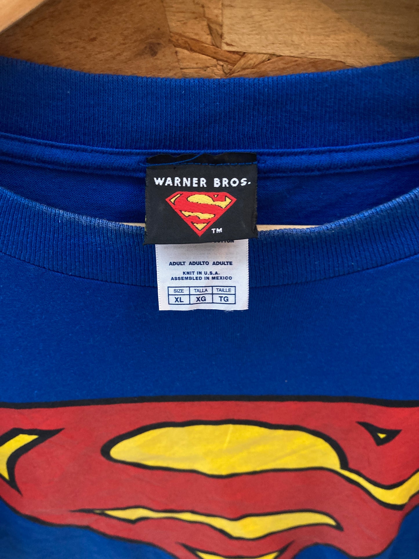 Vintage Y2K blue Superman S logo t-shirt size XL by DC Comics