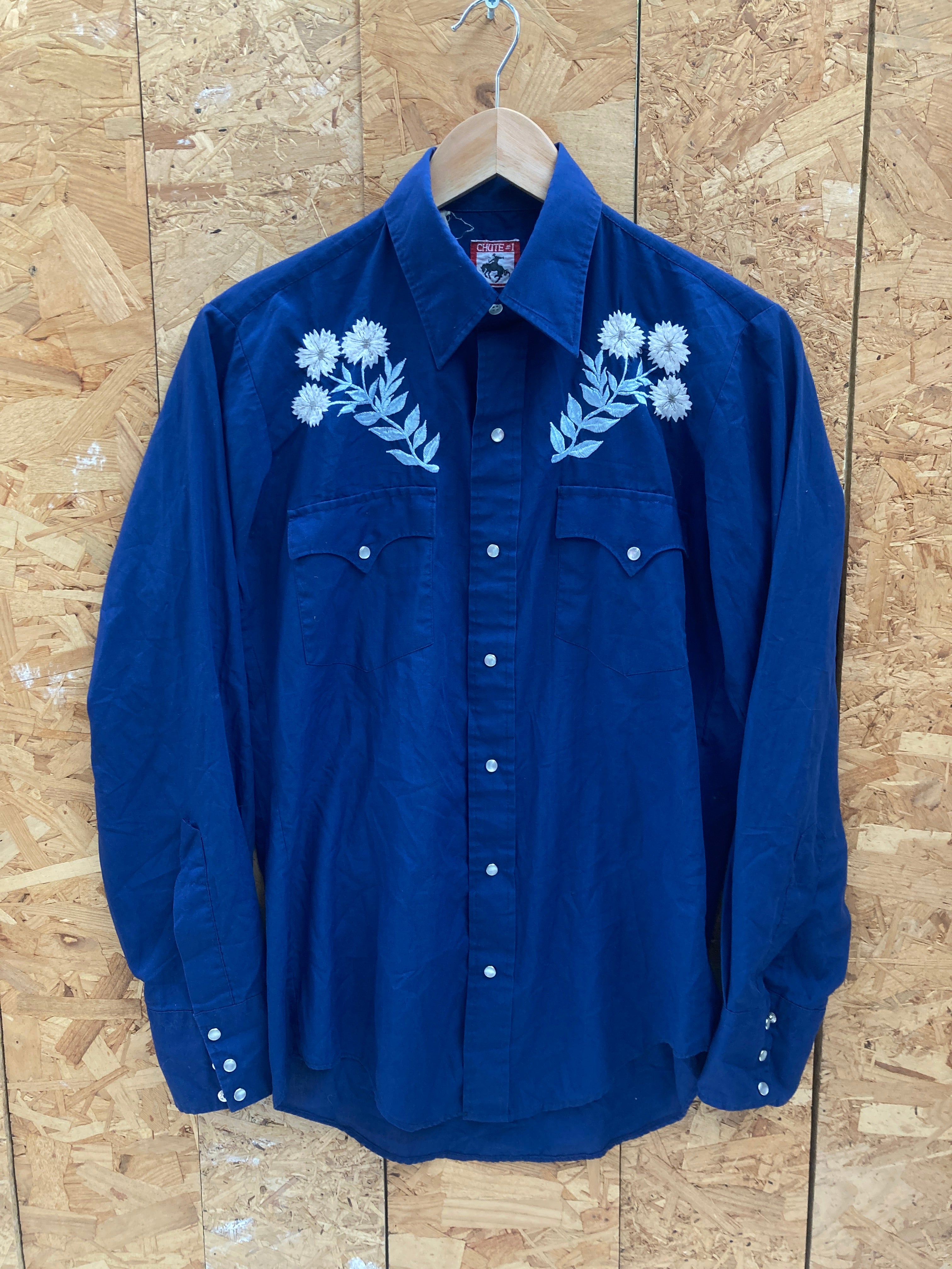 Vintage 90s blue embroidered flowers western cowboy ranch shirt size small