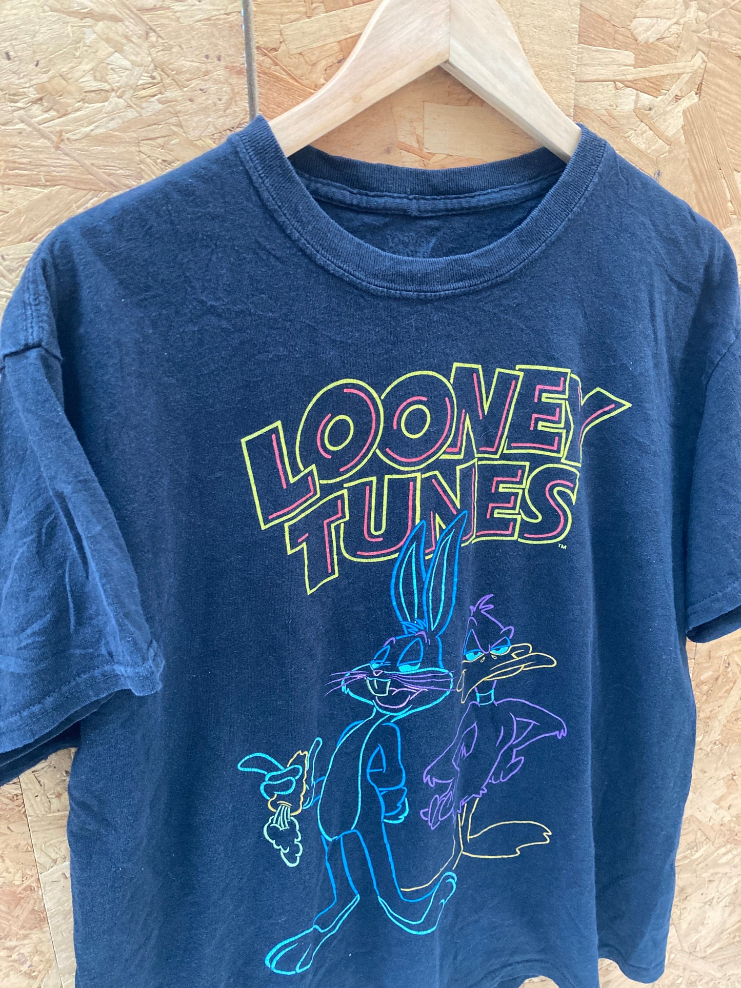 Vintage Y2K Loony Tunes neon light effect black souvenir t-shirt size large