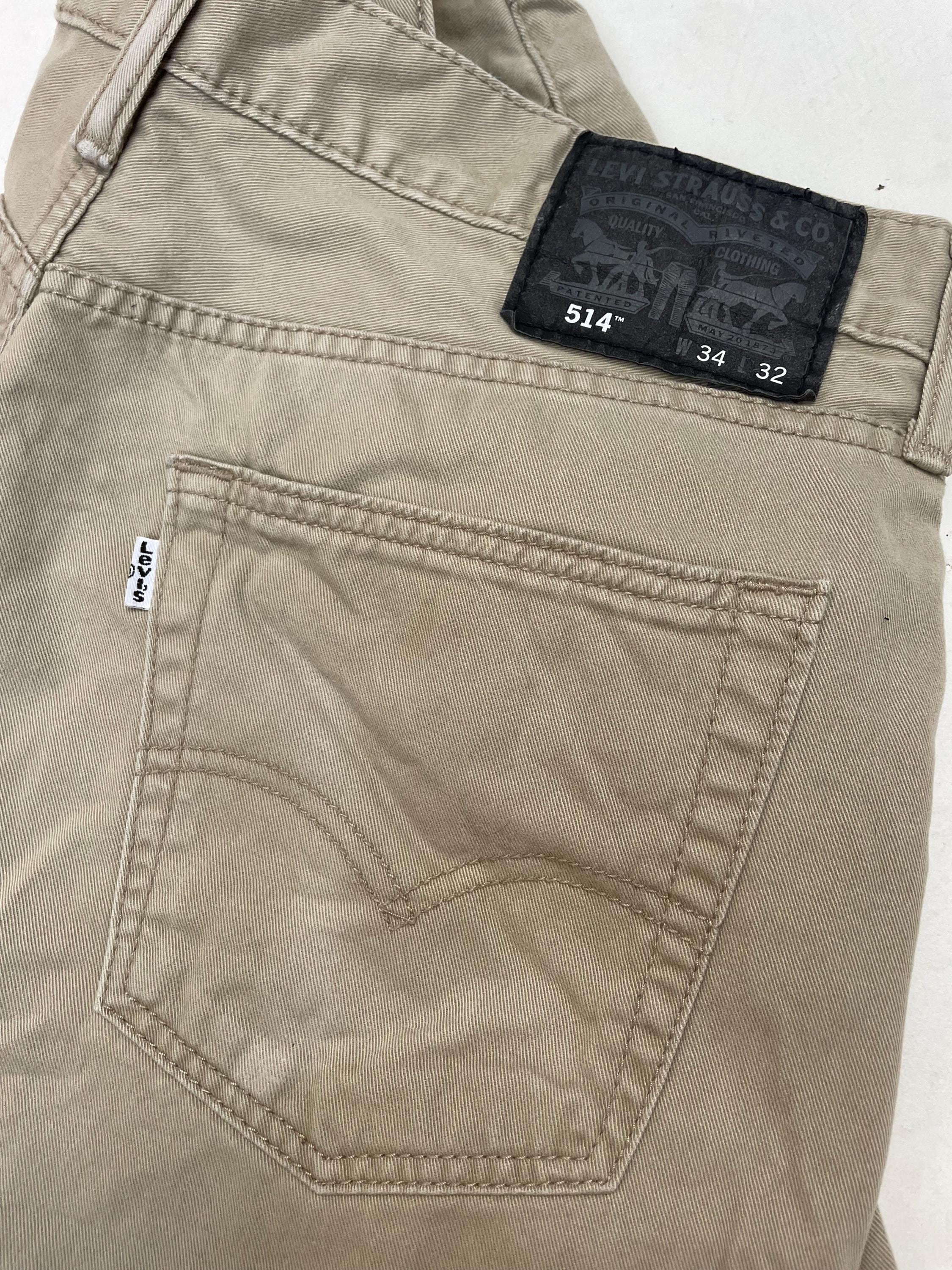 Vintage Y2K beige Levi’s 514 black label beige chino brushed cotton pants jeans W34” L32”