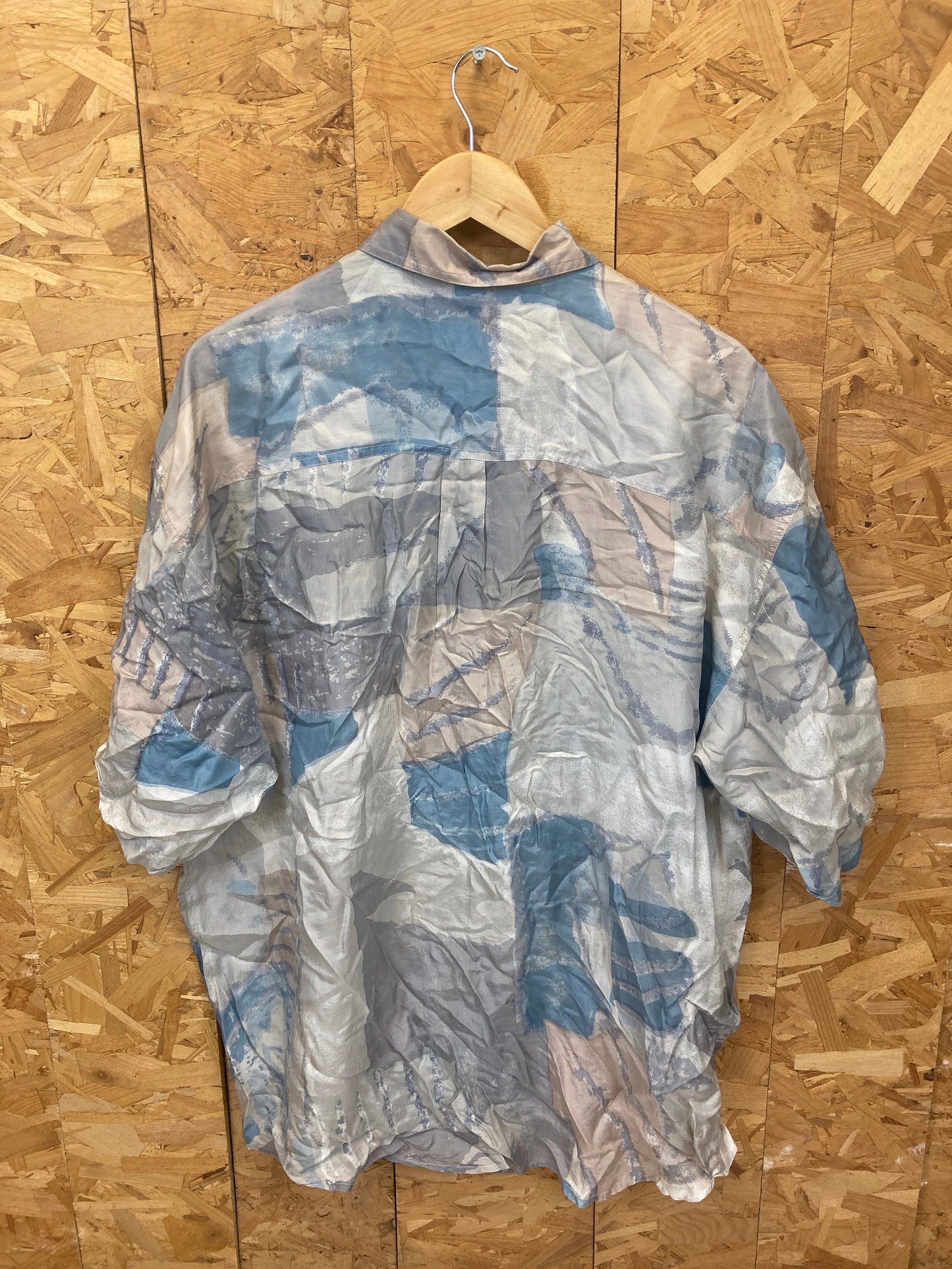 Vintage 90s men’s ugly abstract pastels pattern 100% silk beige grey blue festival short sleeve shir