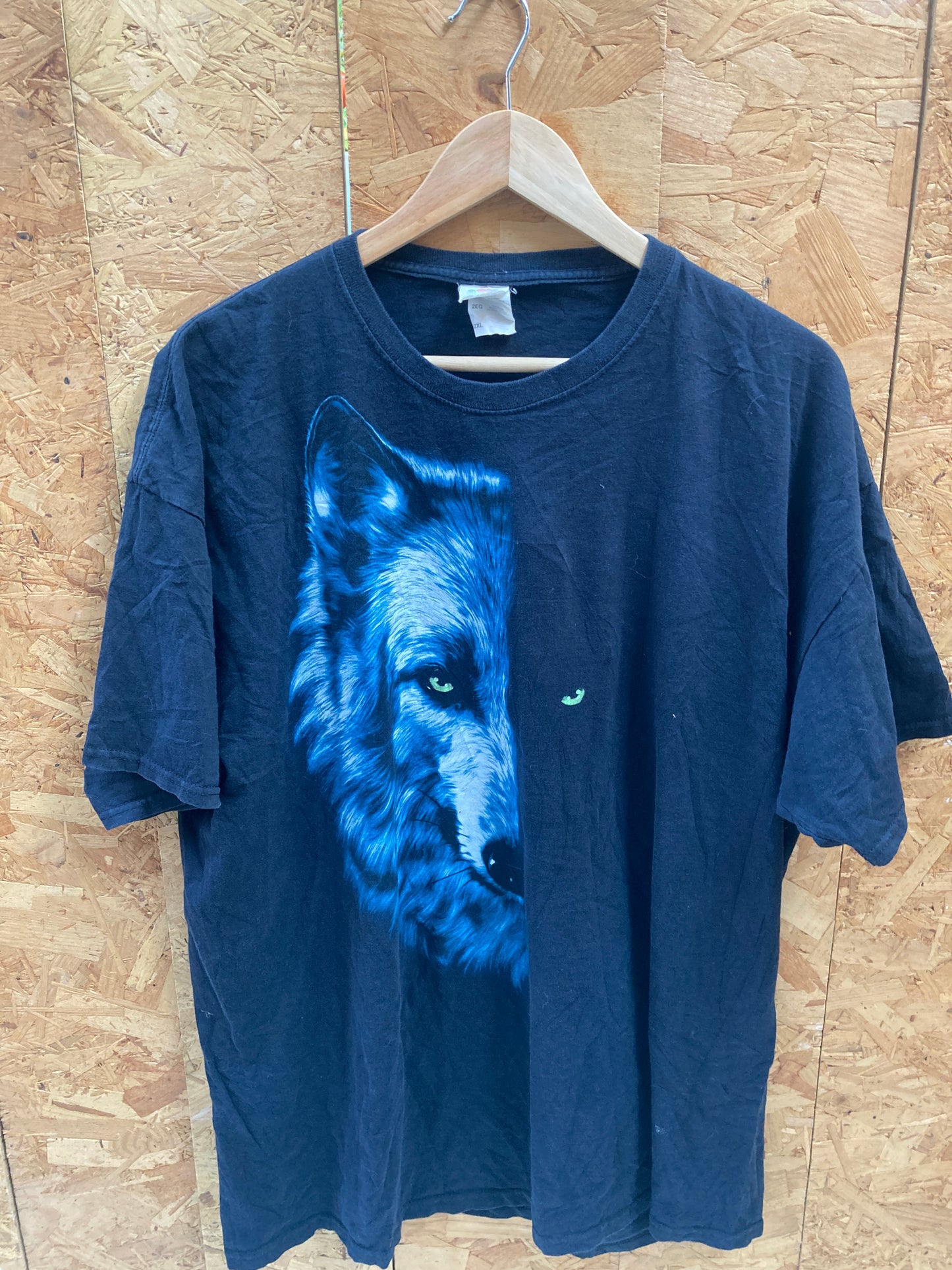 Vintage 90s black midnight wolf half shadow print souvenir t-shirt size XXL