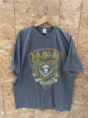 Vintage Def Leppard Rock Brigade Tour 2018 T-Shirt Charcoal Gray 2XL