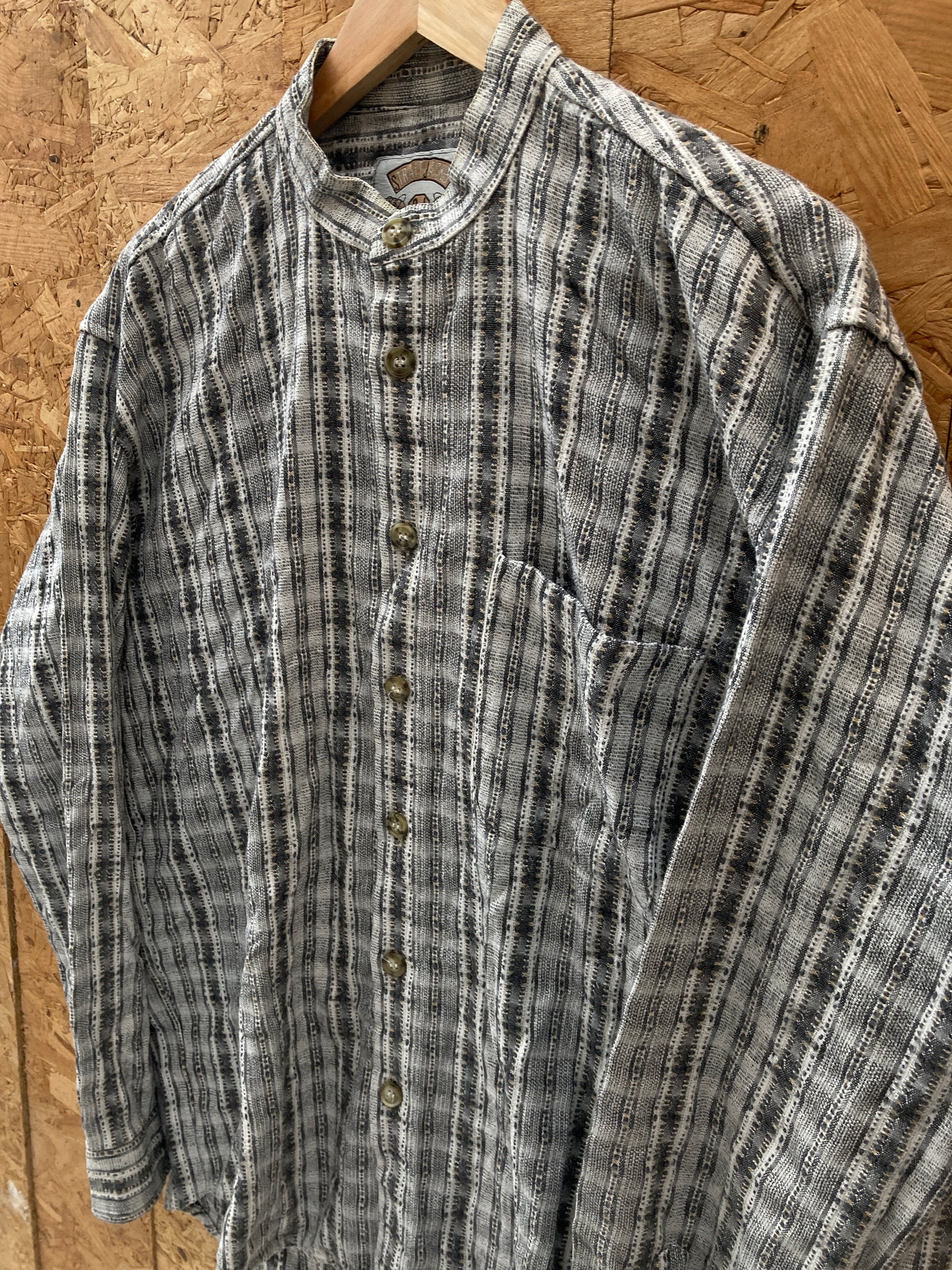 Vintage 90s beige brown ethnic striped pattern long sleeve flannel shirt size XL