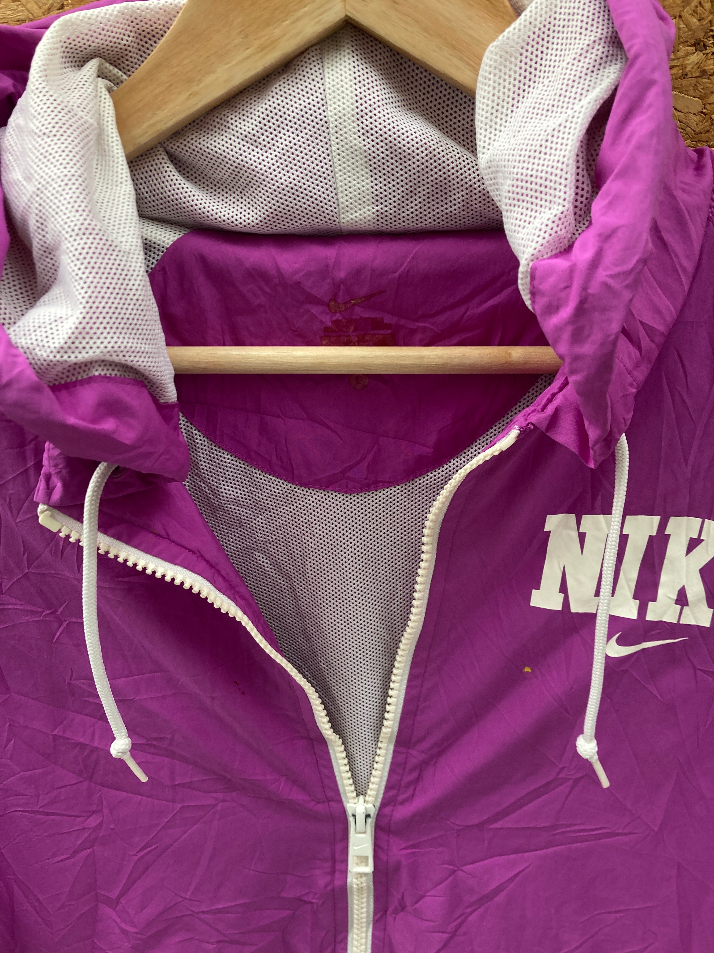 Vintage Y2K bright fuschia pink varsity style shell jacket size medium by Nike