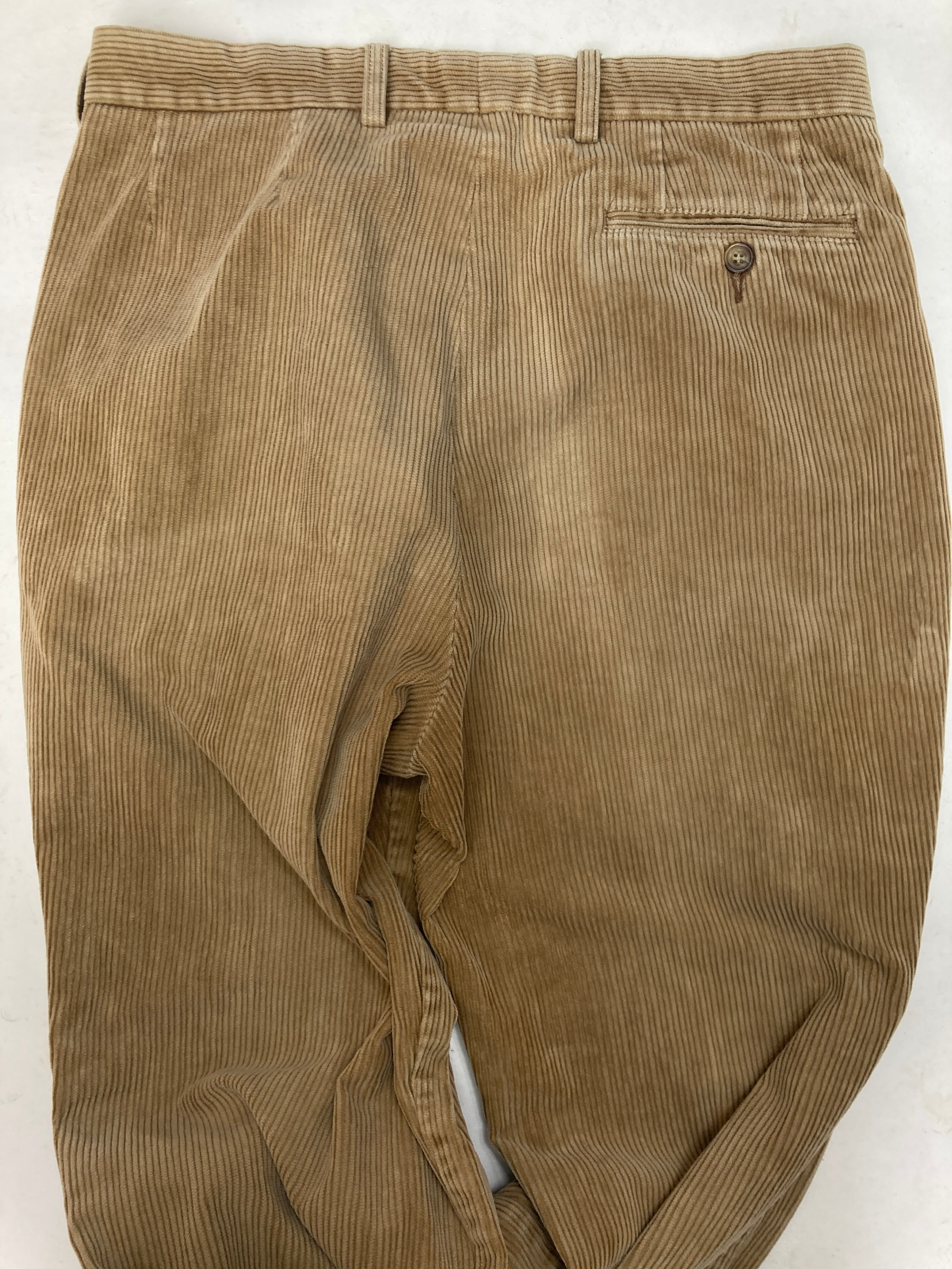 Vintage 90s beige tan jumbo corduroy trousers size W32 L34 by Celo