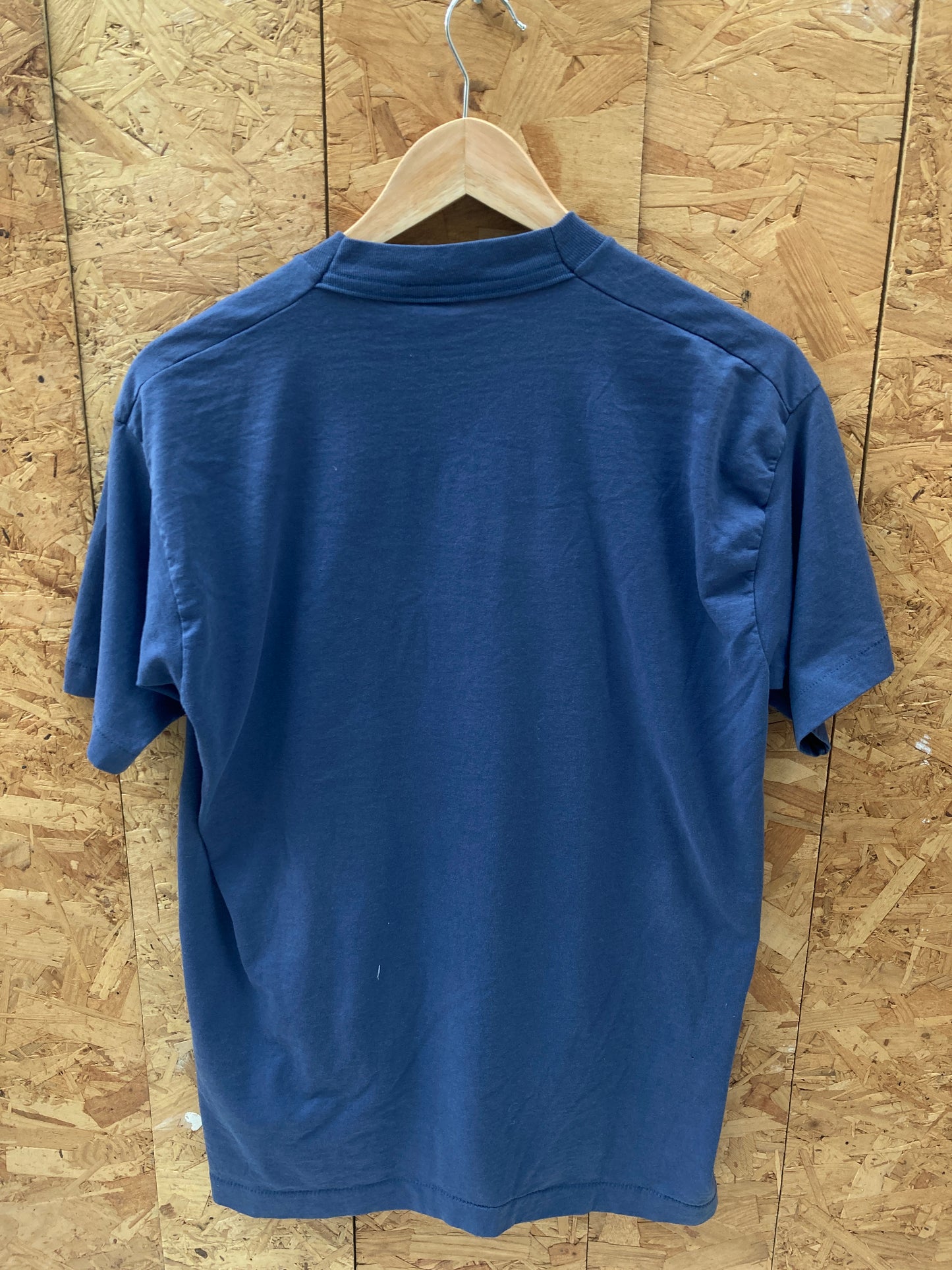 Vintage 90s Teens in Tinseltown USA theatre souvenir blue t-shirt size large