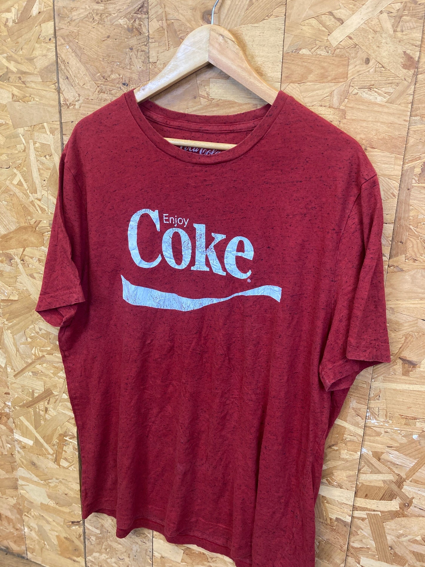 Vintage Y2K Coca-Cola Enjoy Coke USA red grained t shirt size XXL oversized