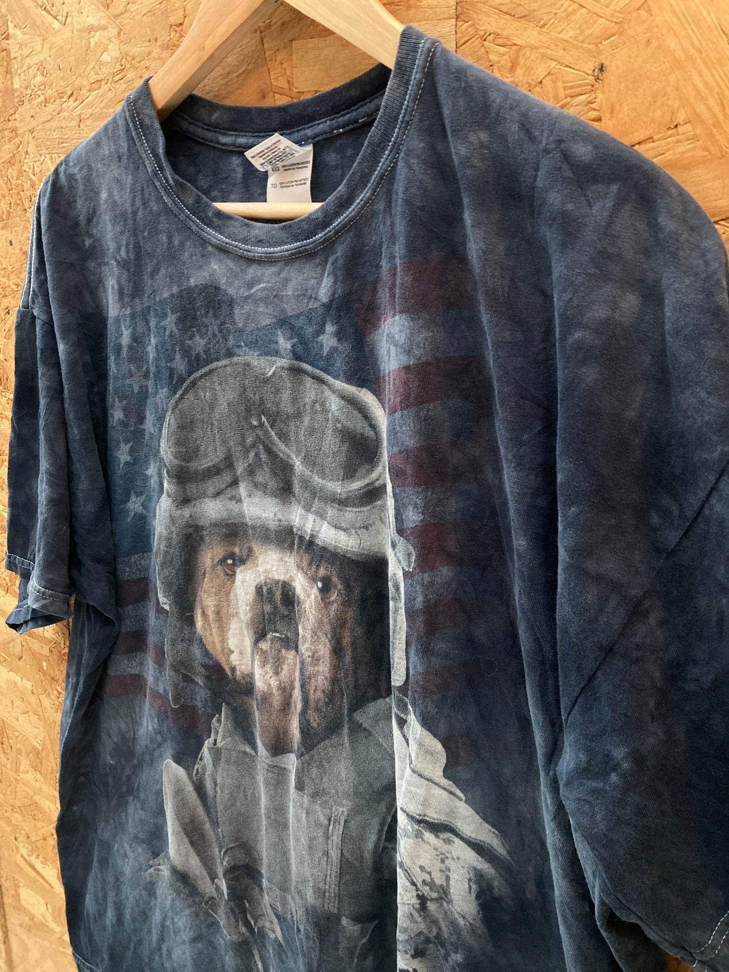 Vintage Y2K navy blue tie dye War Dog soldier souvenir t-shirt size XL by Gildan