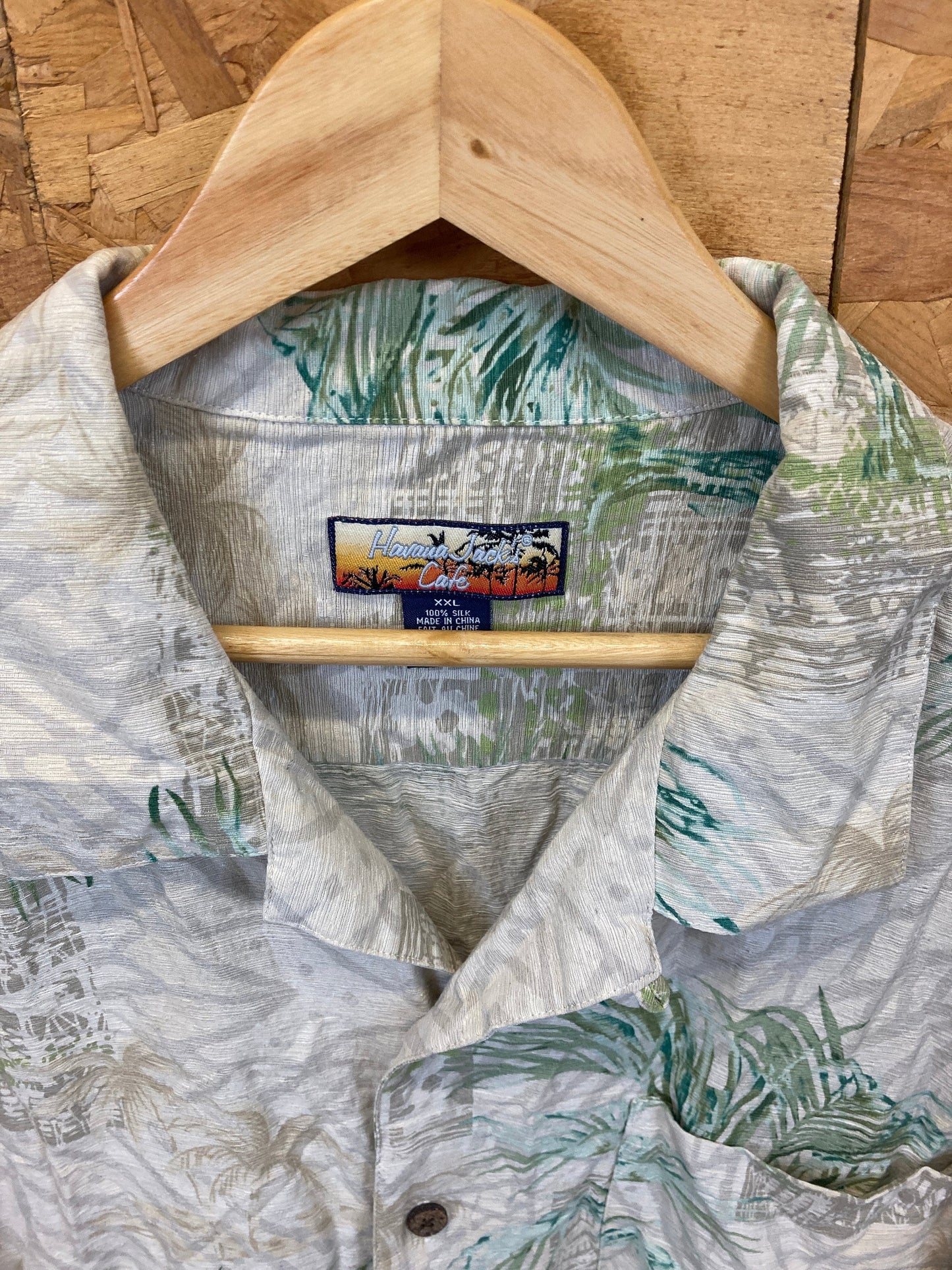 Vintage 90s green beige bamboo pattern 100% silk eccentric hawaiin shirt size XXL by H Jack Cafe