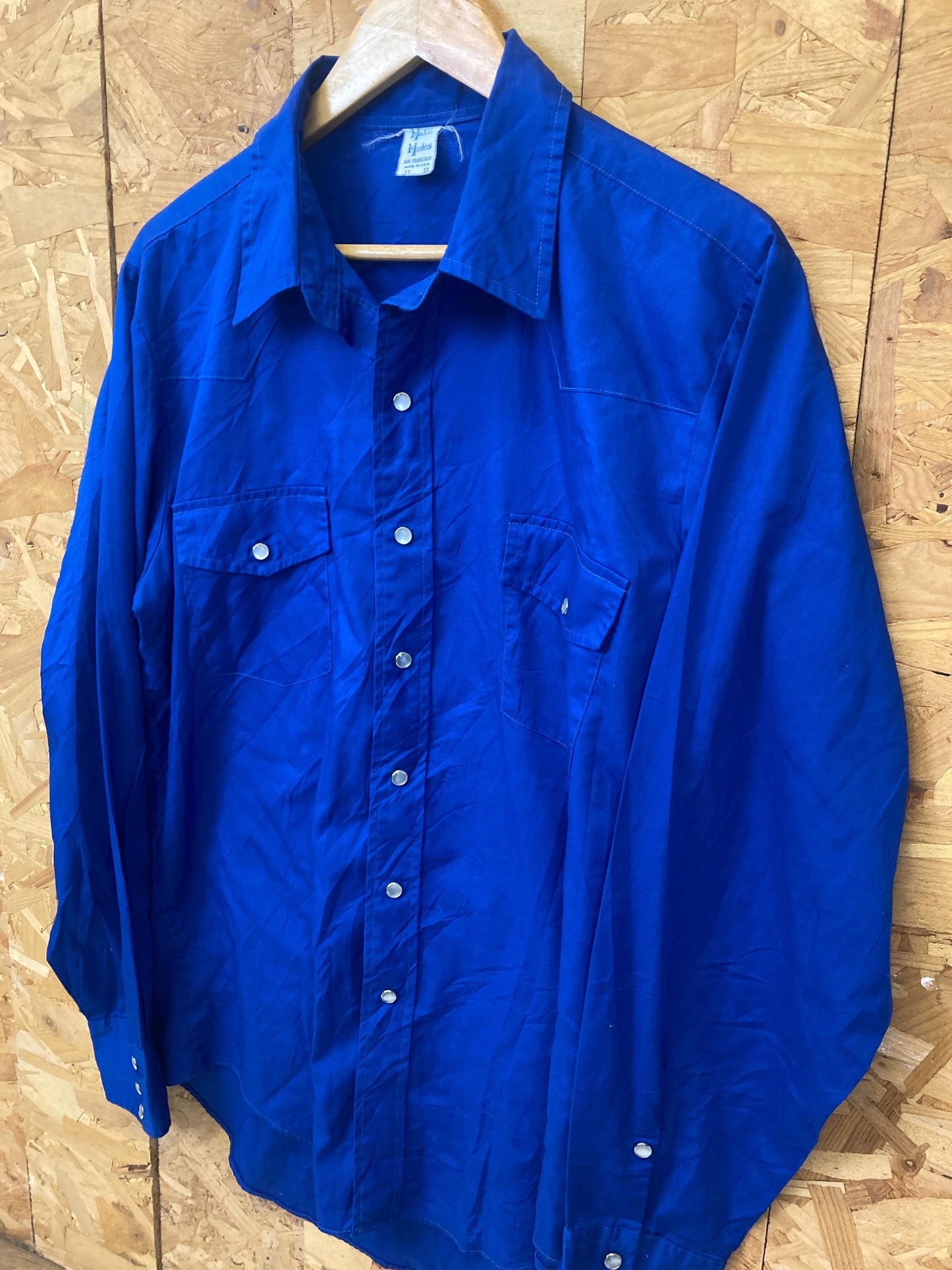 Vintage 70s blue cotton western cowboy rancher men’s shirt by Malco Modes of San Francisco size 17/3