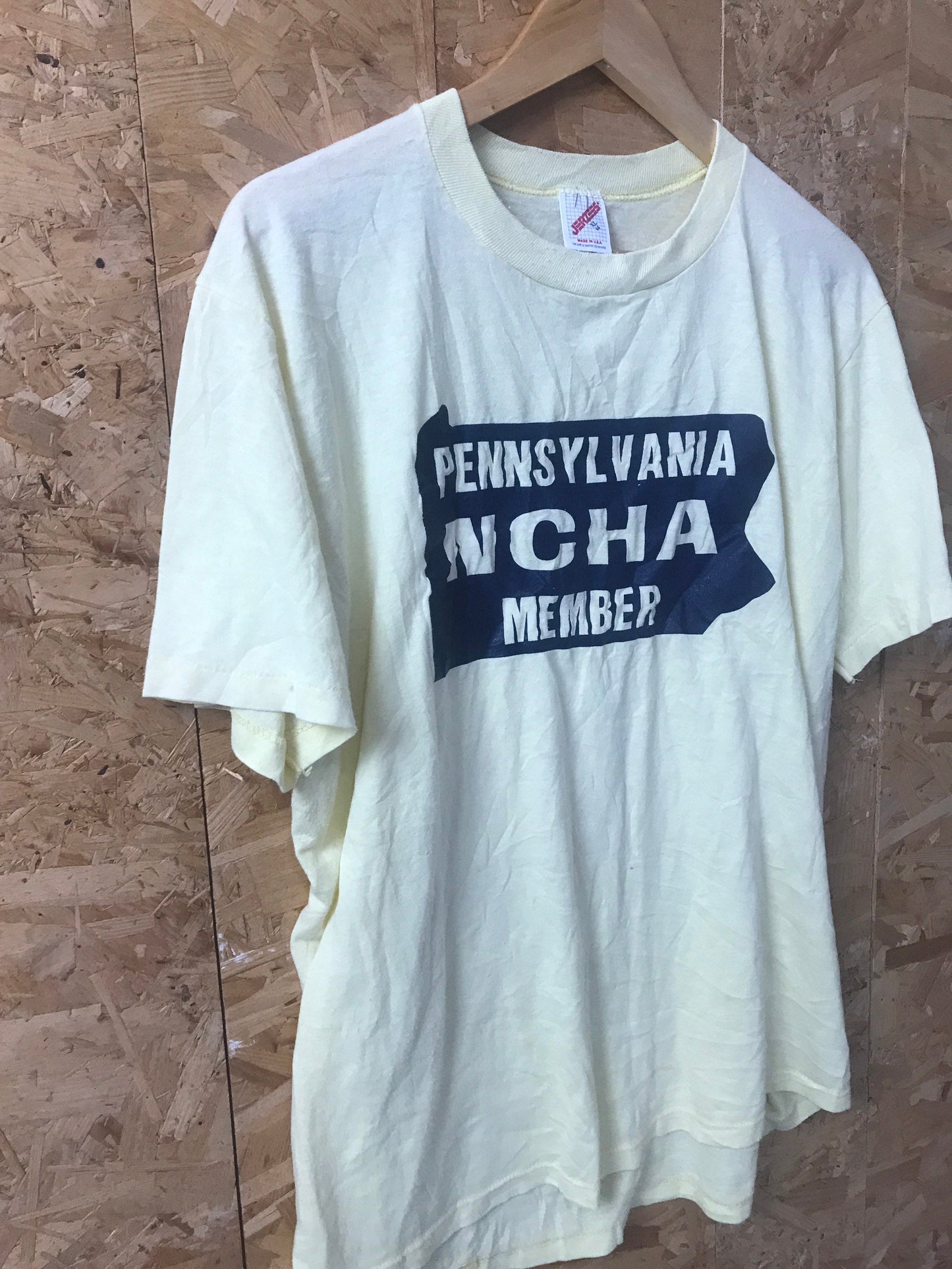 Vintage 80s USA Pennsylvania NCHA member quirky light yellow t-shirt size XL