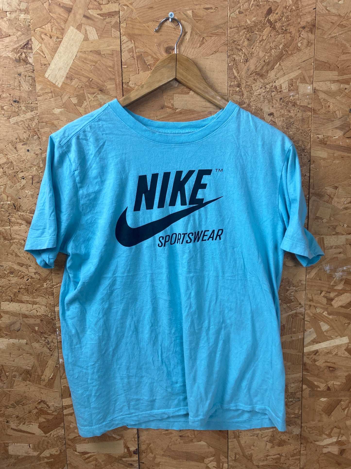 Vintage Y2K Nike light blue black logo t-shirt size medium