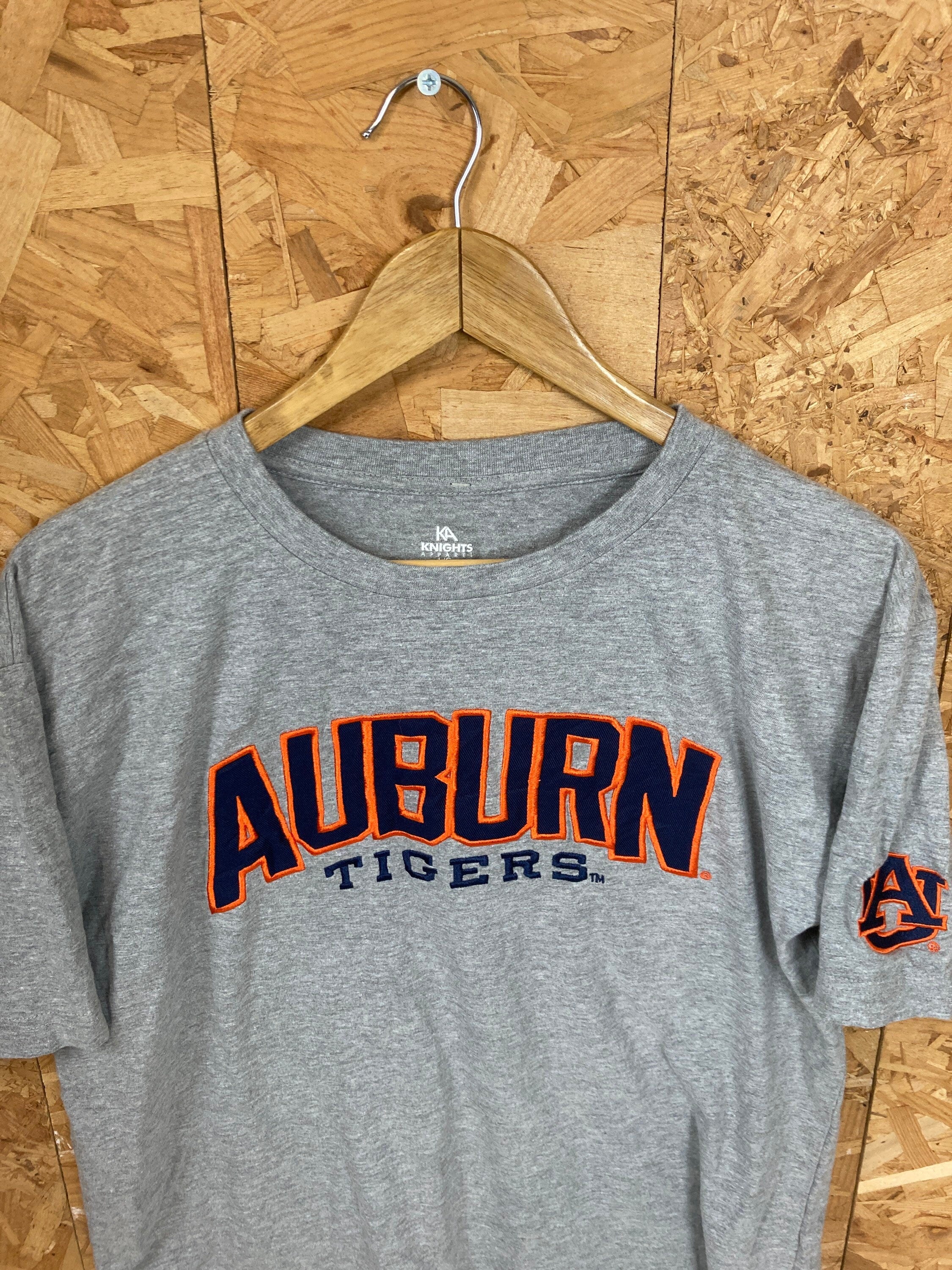 Vintage Y2K Auburn Tigers USA embroidered spell out grey t shirt size large