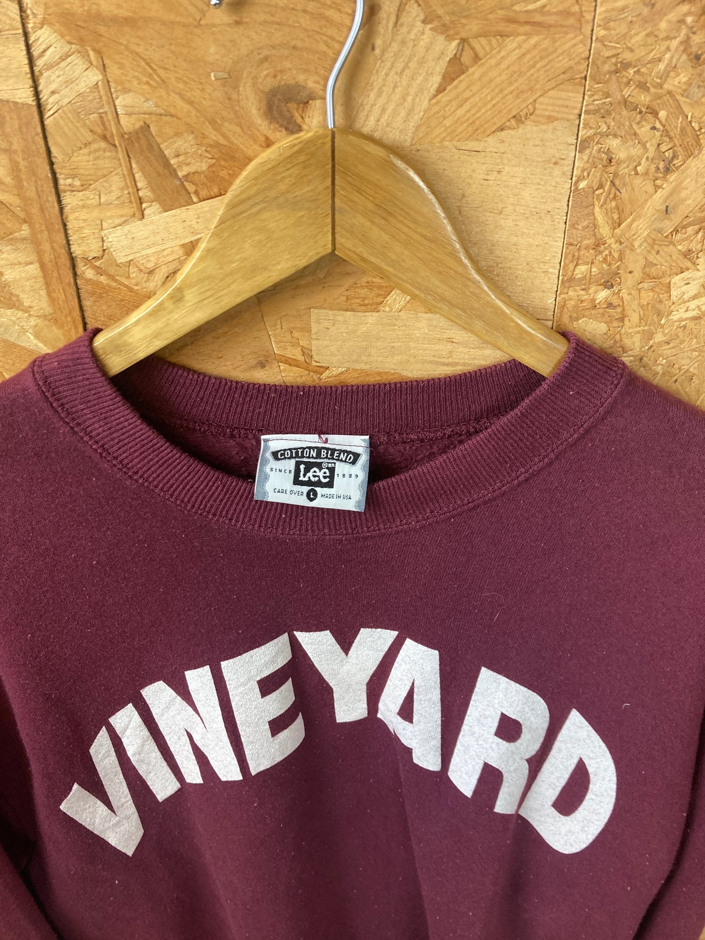 Vintage 90s maroon burgundy Vineyard crew neck sweater size large by Lee