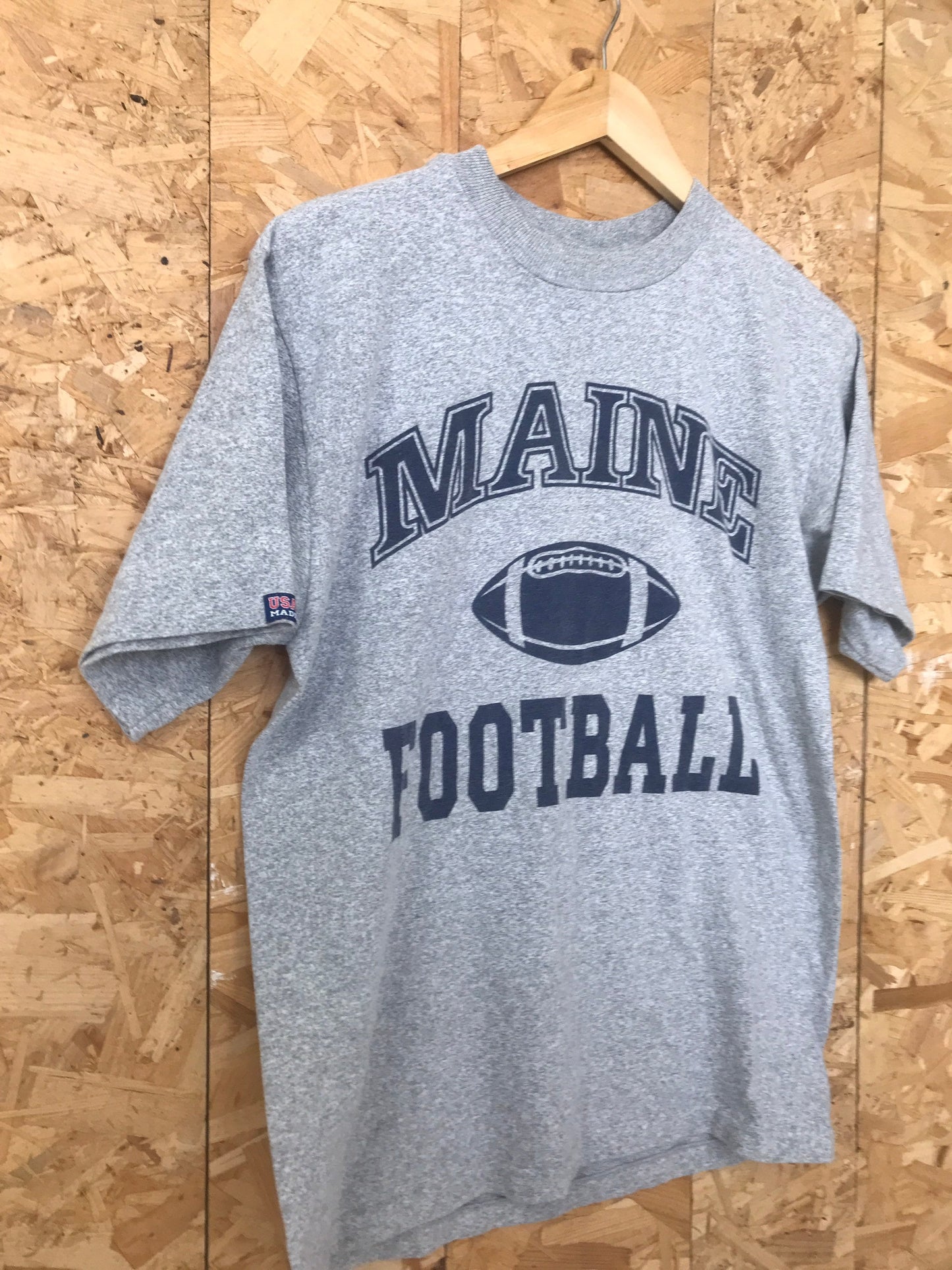 Vintage 90s USA college Maine Football souvenir grey t-shirt by the cotton exchange size medium