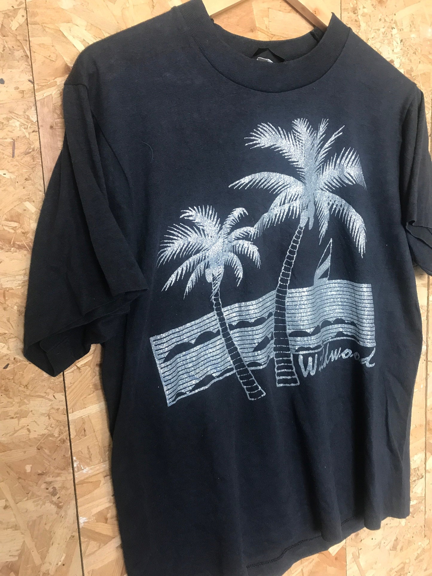 Vintage 90s Silver glitter wildwood New Jersey black USA souvenir t-shirt size large