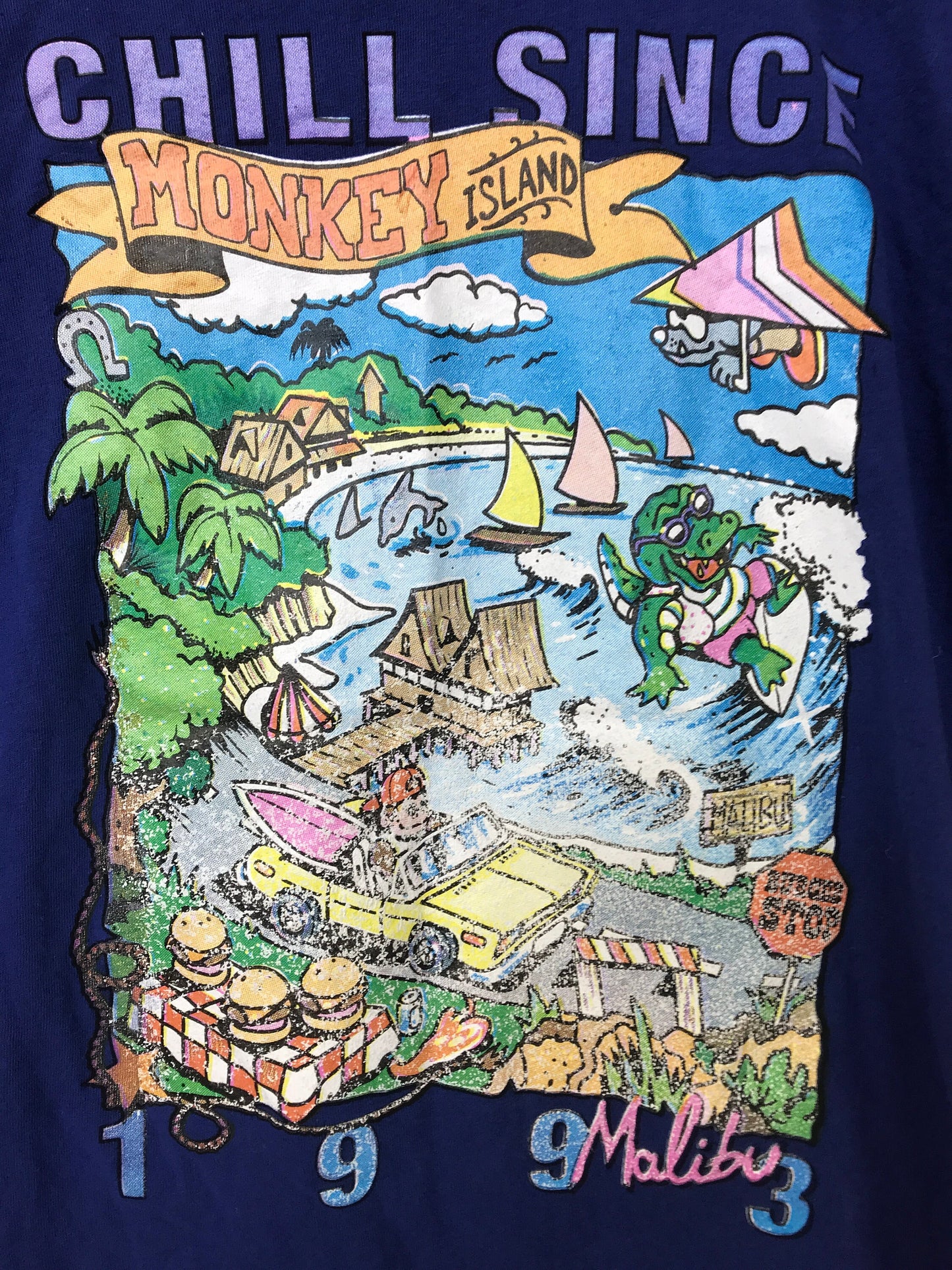 Vintage 93 Monkey Island Malibu Beach souvenir USA blue all over print distressed t-shirt size small