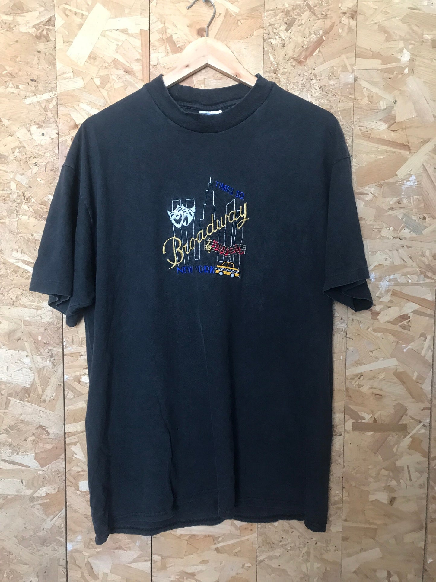 Vintage 90s Broadway, Times Square NY embroidery black USA souvenir t-shirt size XL