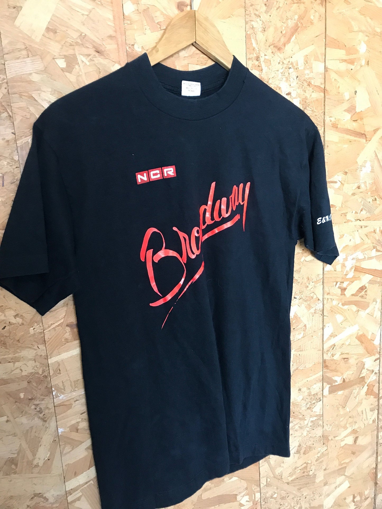 Vintage 90s NCR Broadway logo USA black souvenir theatre production NYC t-shirt size large