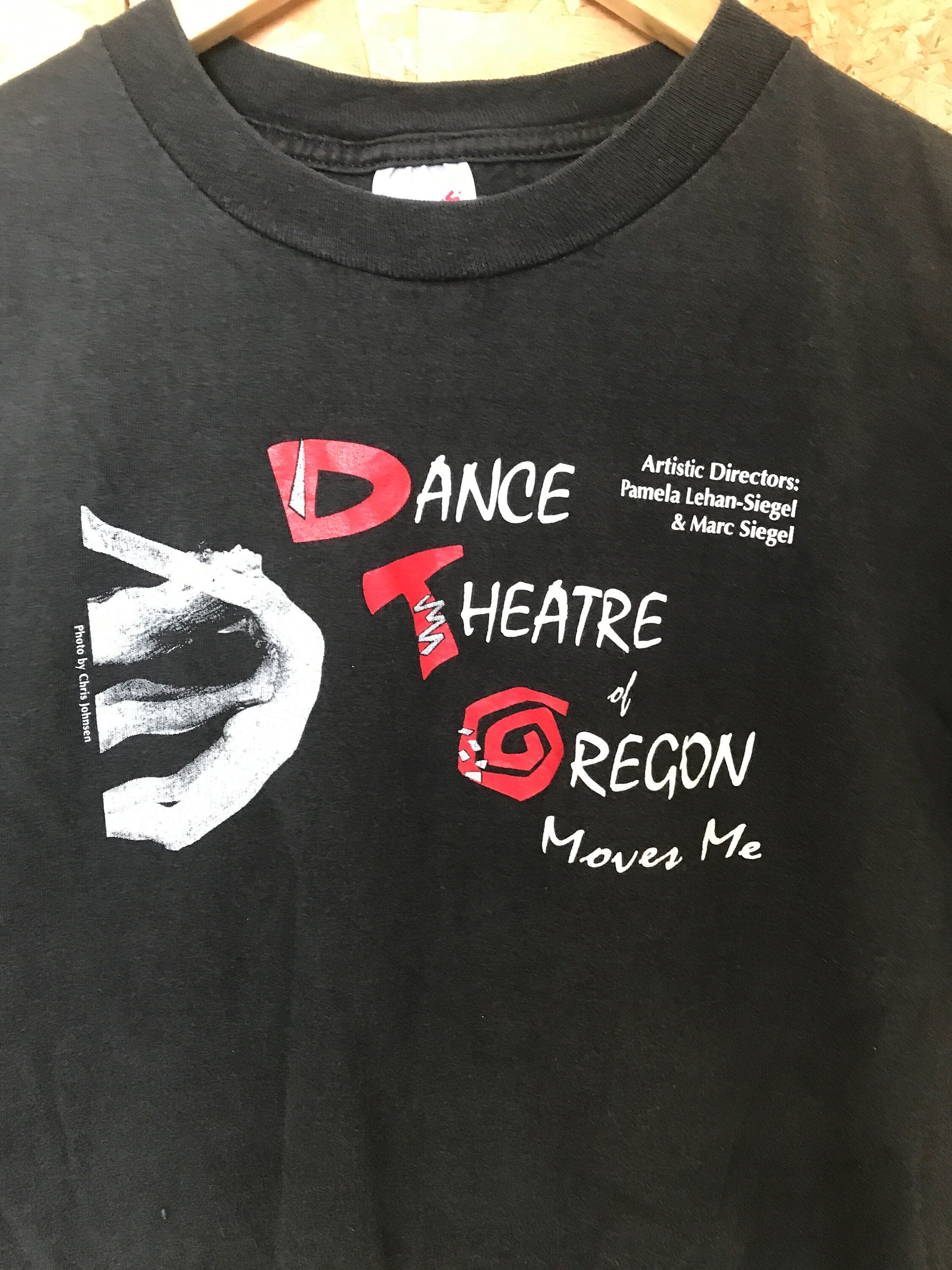 Vintage 90s Dance Theatre Oregon moves me USA black souvenir theatre production t-shirt size large by Jerzees