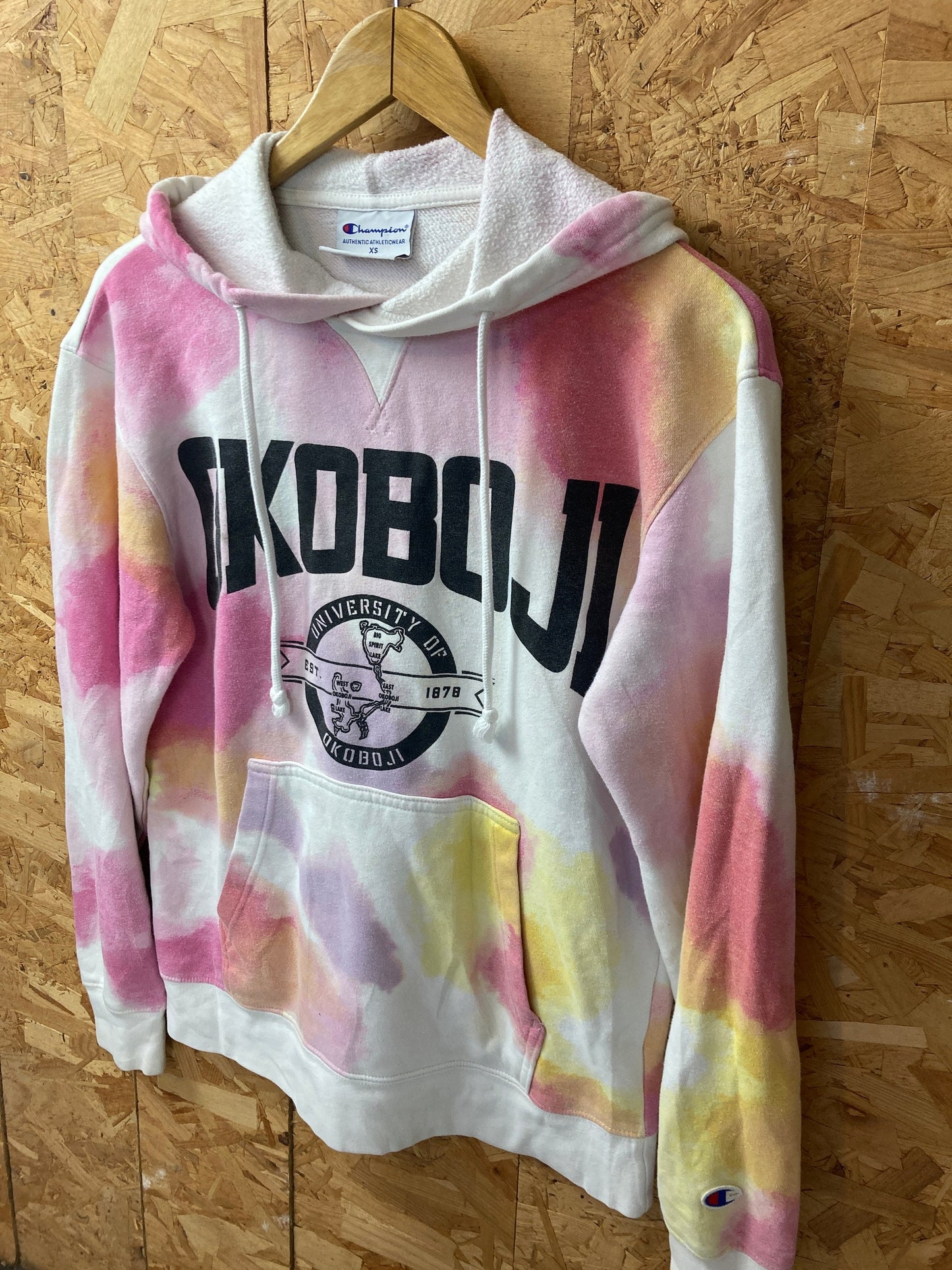 Vintage 90s Okoboji University Champion USA tie dye white pink beige hoodie size XS