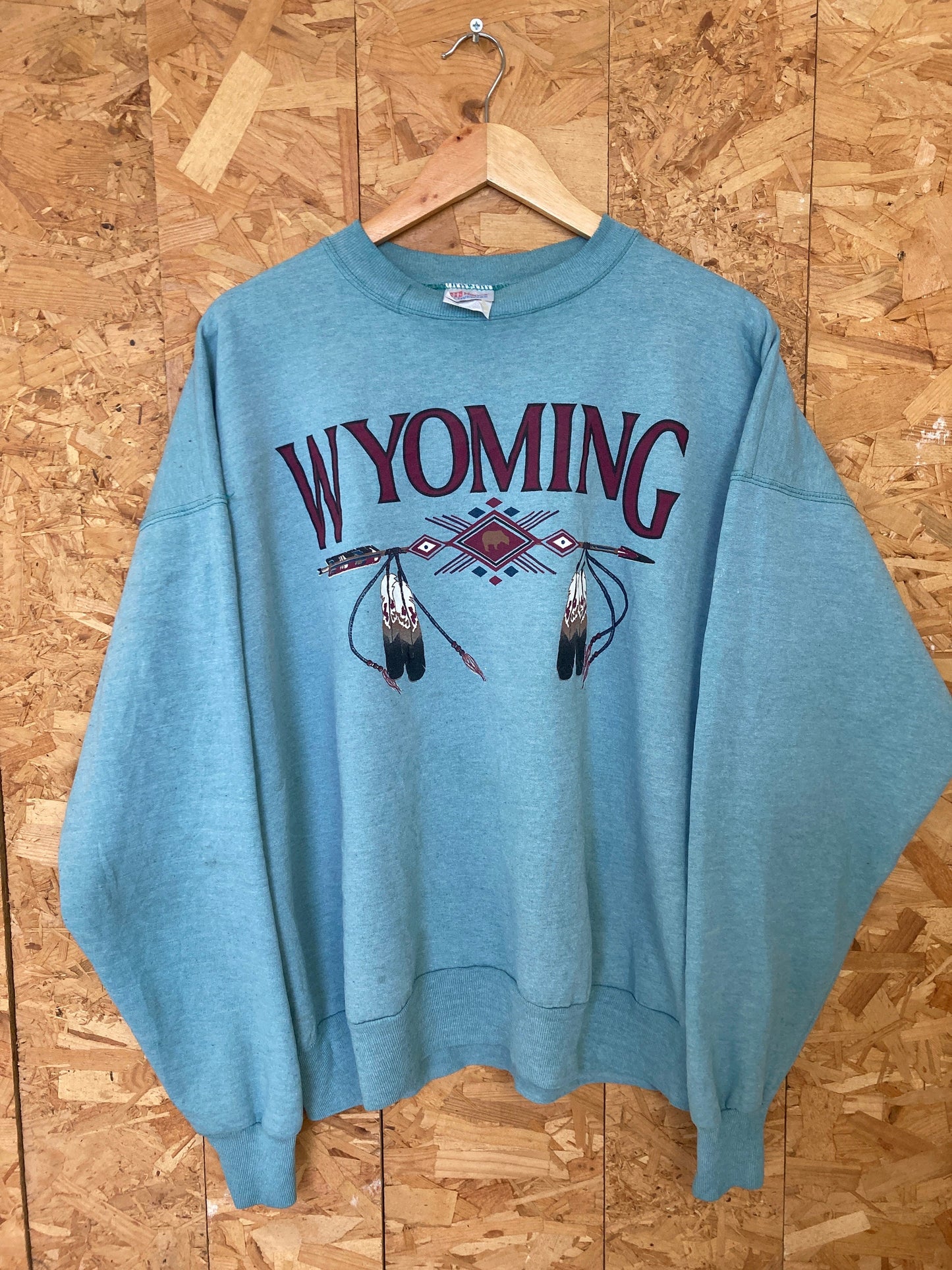 Vintage 90s light turquoise blue Wyoming USA souvenir crew neck sweater size XL