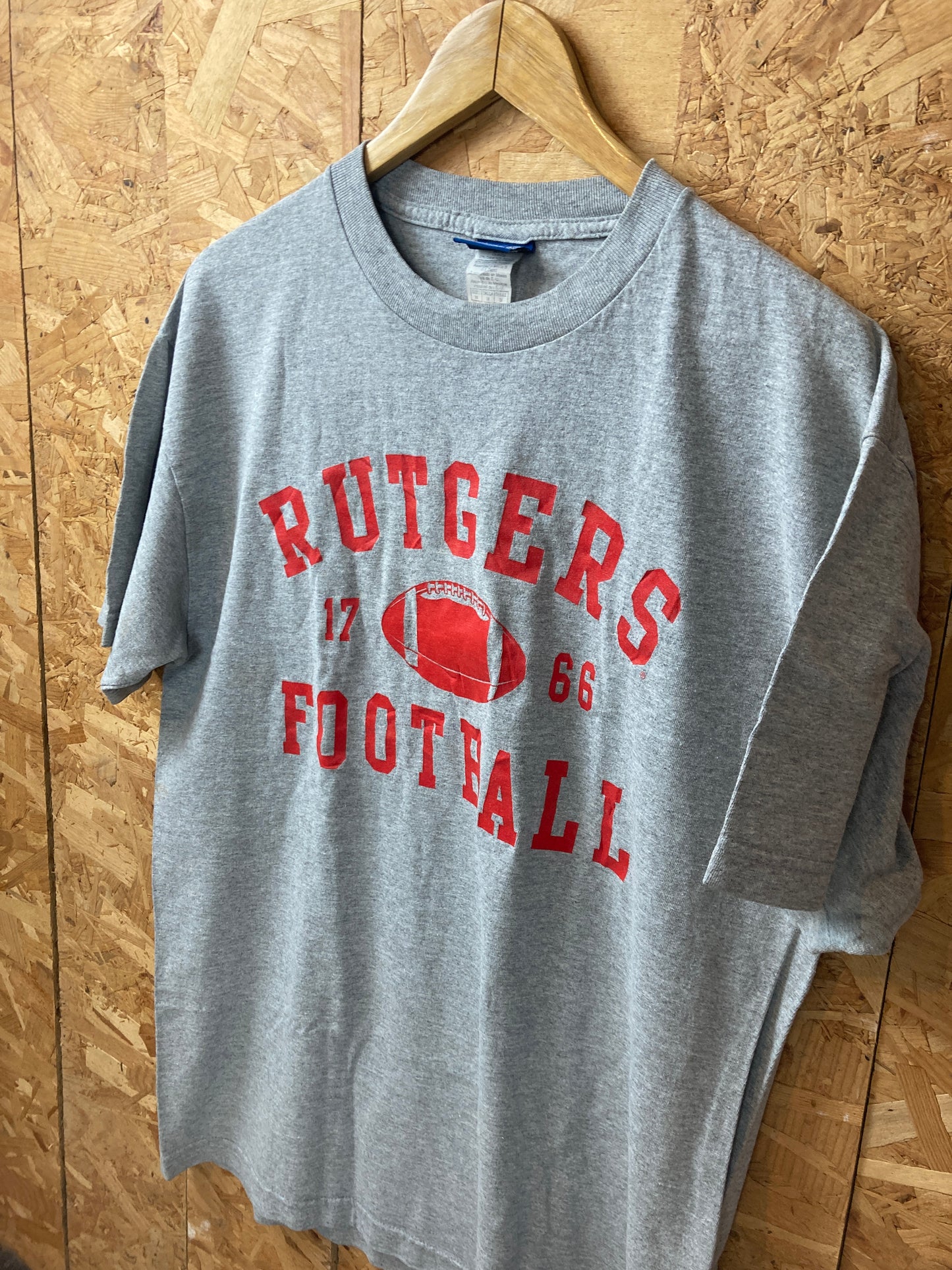 Vintage 90s grey red Rutgers Football USA college team t-shirt size medium